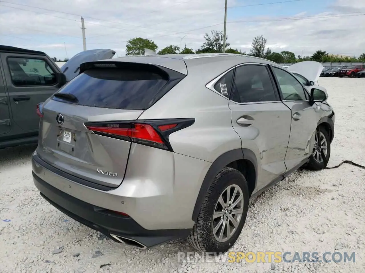 4 Фотография поврежденного автомобиля JTJYARBZ7K2157254 LEXUS NX 2019