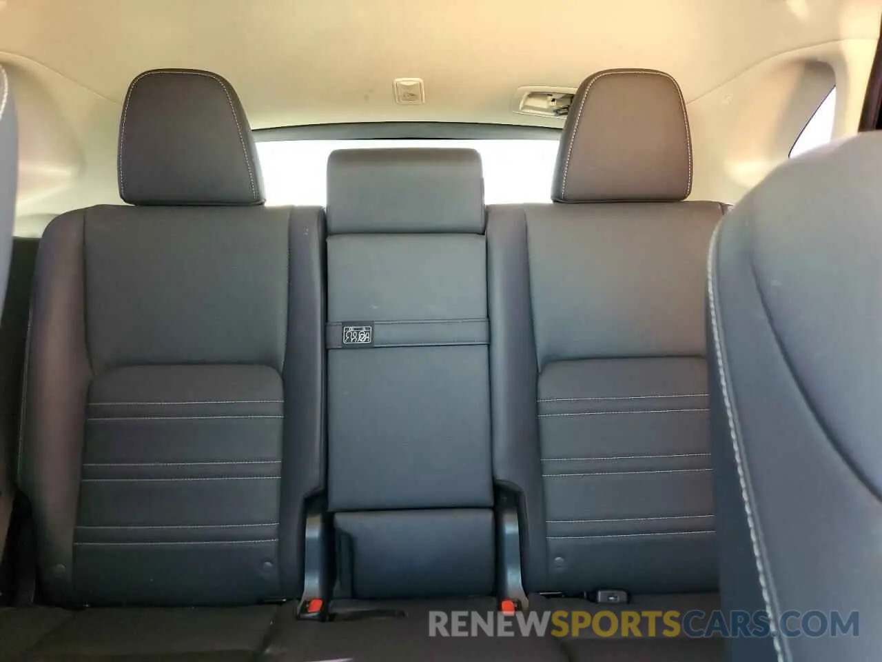 10 Photograph of a damaged car JTJYARBZXK2124023 LEXUS NX 2019