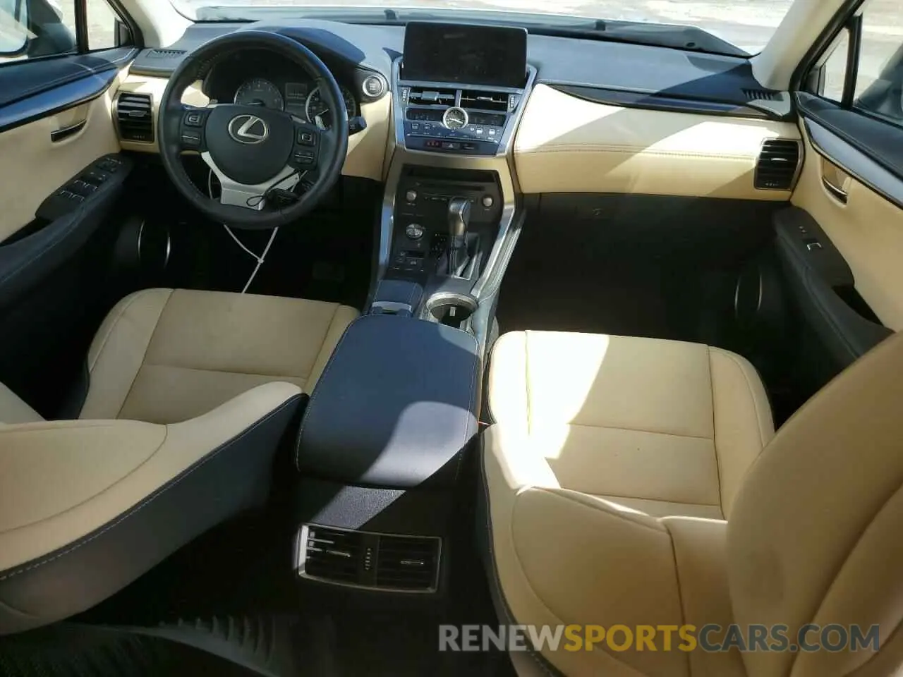 8 Фотография поврежденного автомобиля JTJAARBZ2L2175079 LEXUS NX 2020