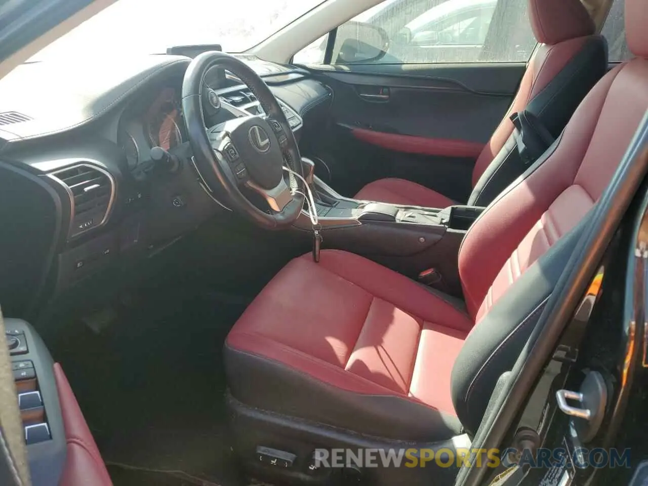 7 Фотография поврежденного автомобиля JTJAARBZ4L5012514 LEXUS NX 2020