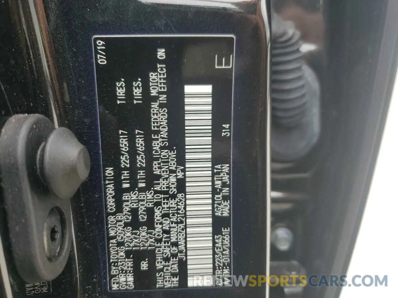 13 Фотография поврежденного автомобиля JTJAARBZ9L2164628 LEXUS NX 2020