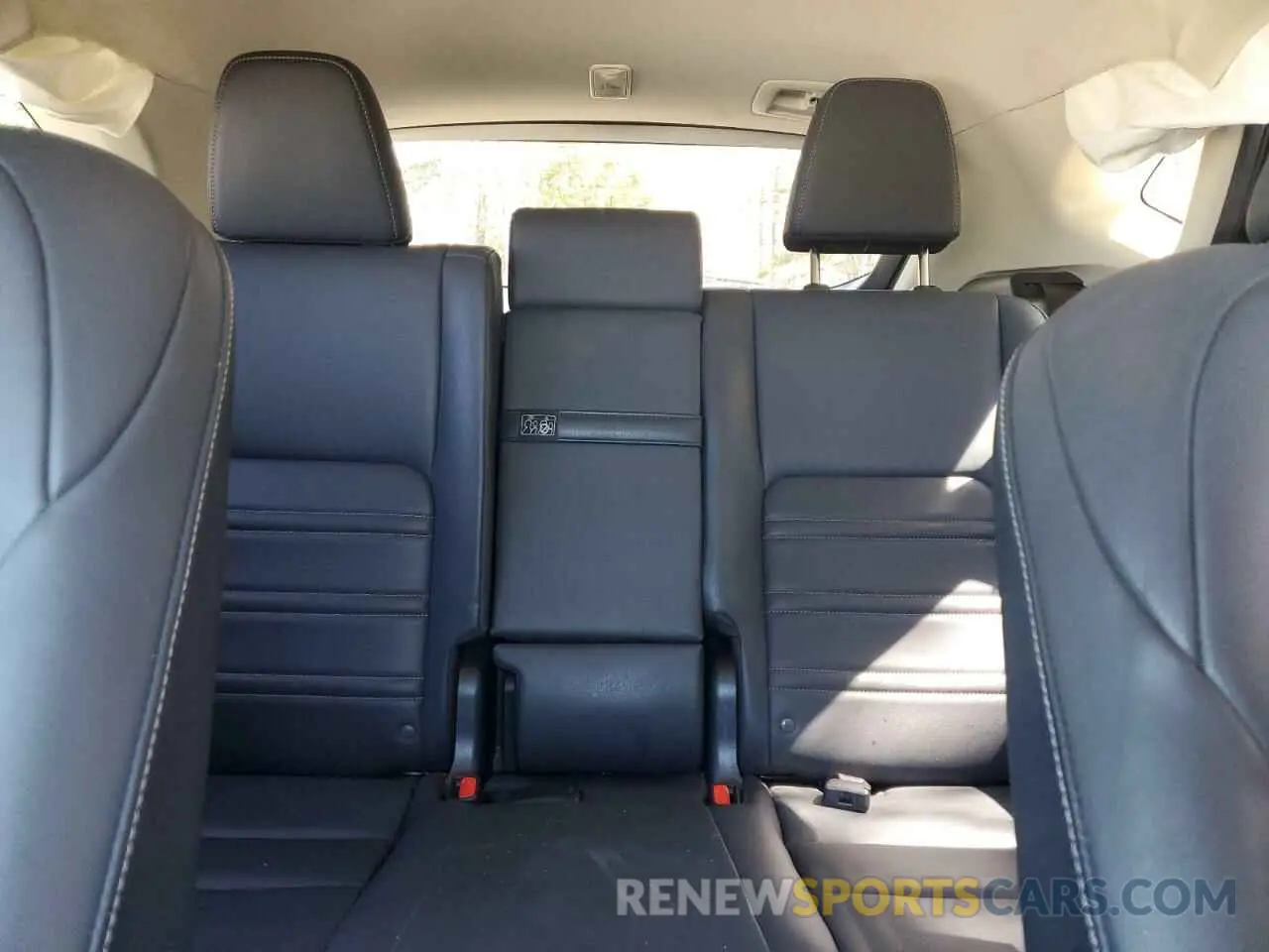 10 Photograph of a damaged car JTJAARDZ3L5000125 LEXUS NX 2020