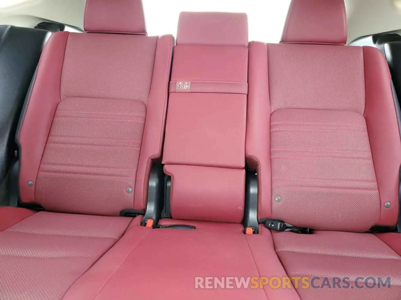 10 Фотография поврежденного автомобиля JTJDARBZ0L2159038 LEXUS NX 2020