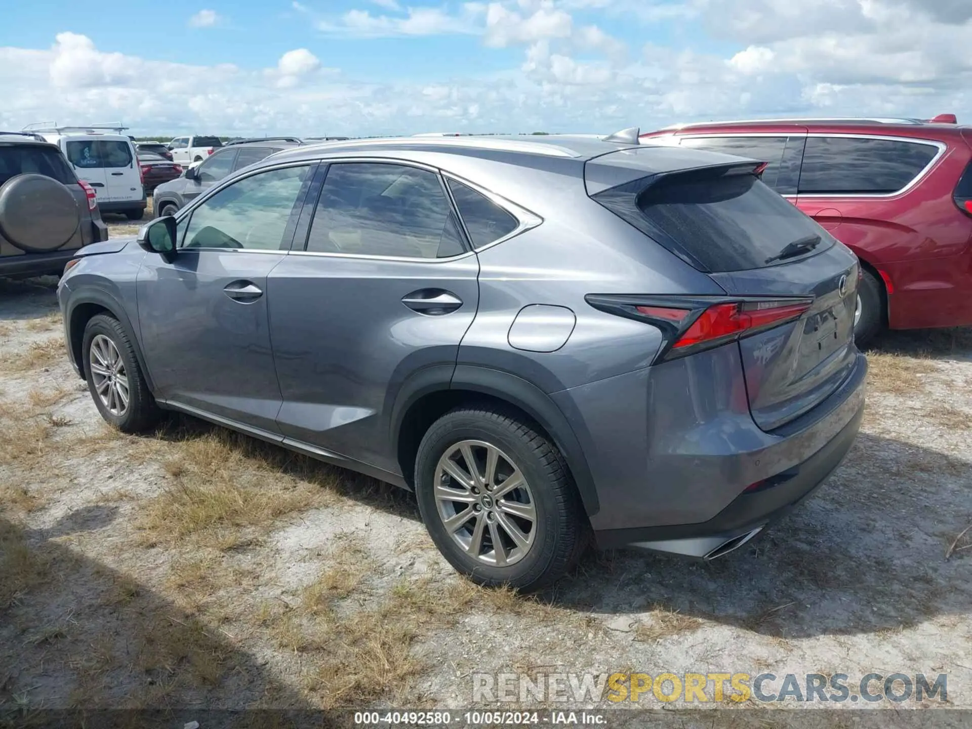 3 Фотография поврежденного автомобиля JTJDARBZ5L2173730 LEXUS NX 2020