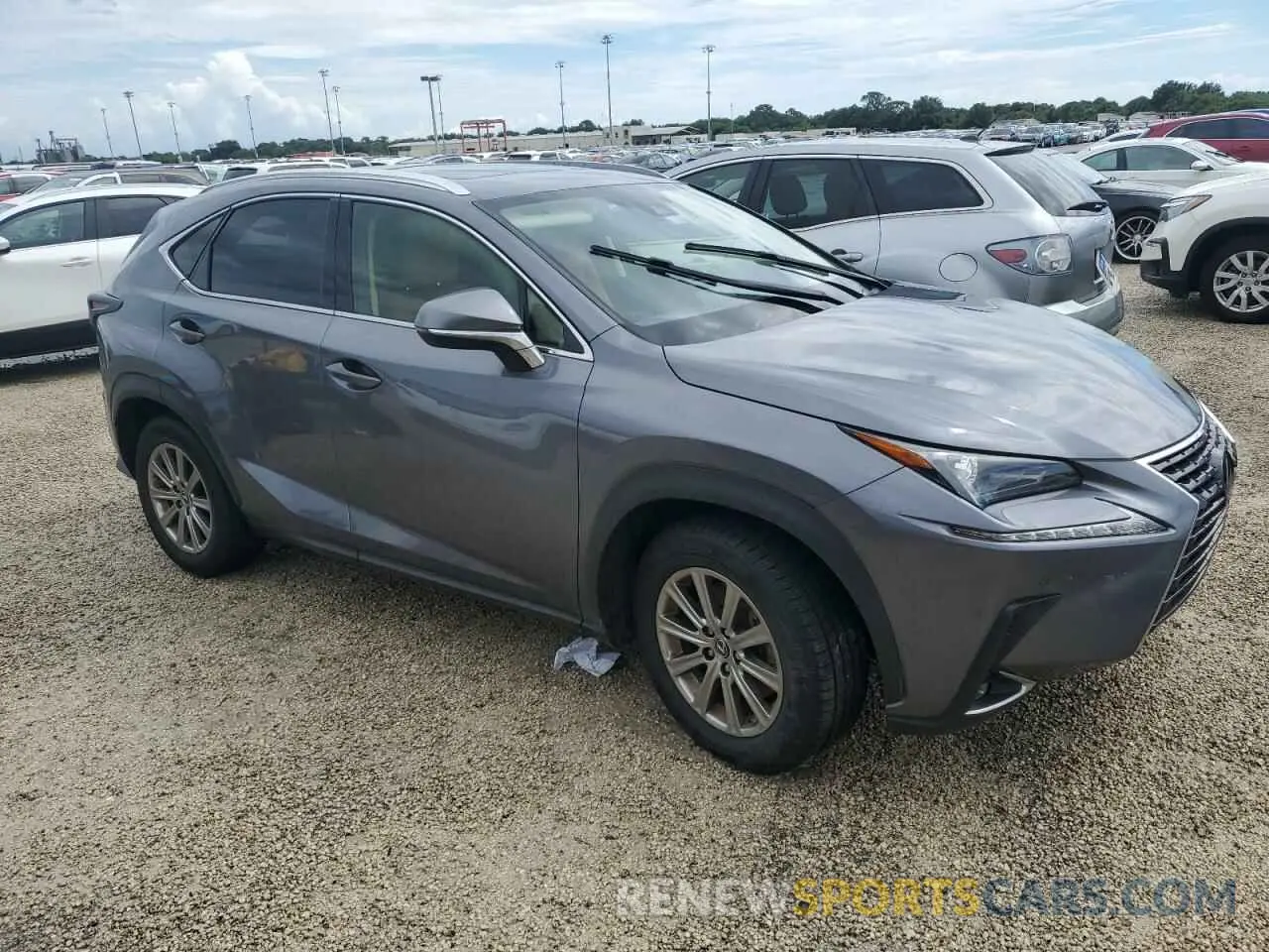 4 Фотография поврежденного автомобиля JTJDARBZ6L2171517 LEXUS NX 2020