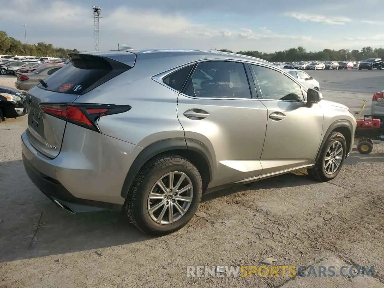 3 Фотография поврежденного автомобиля JTJDARDZ4L2225975 LEXUS NX 2020