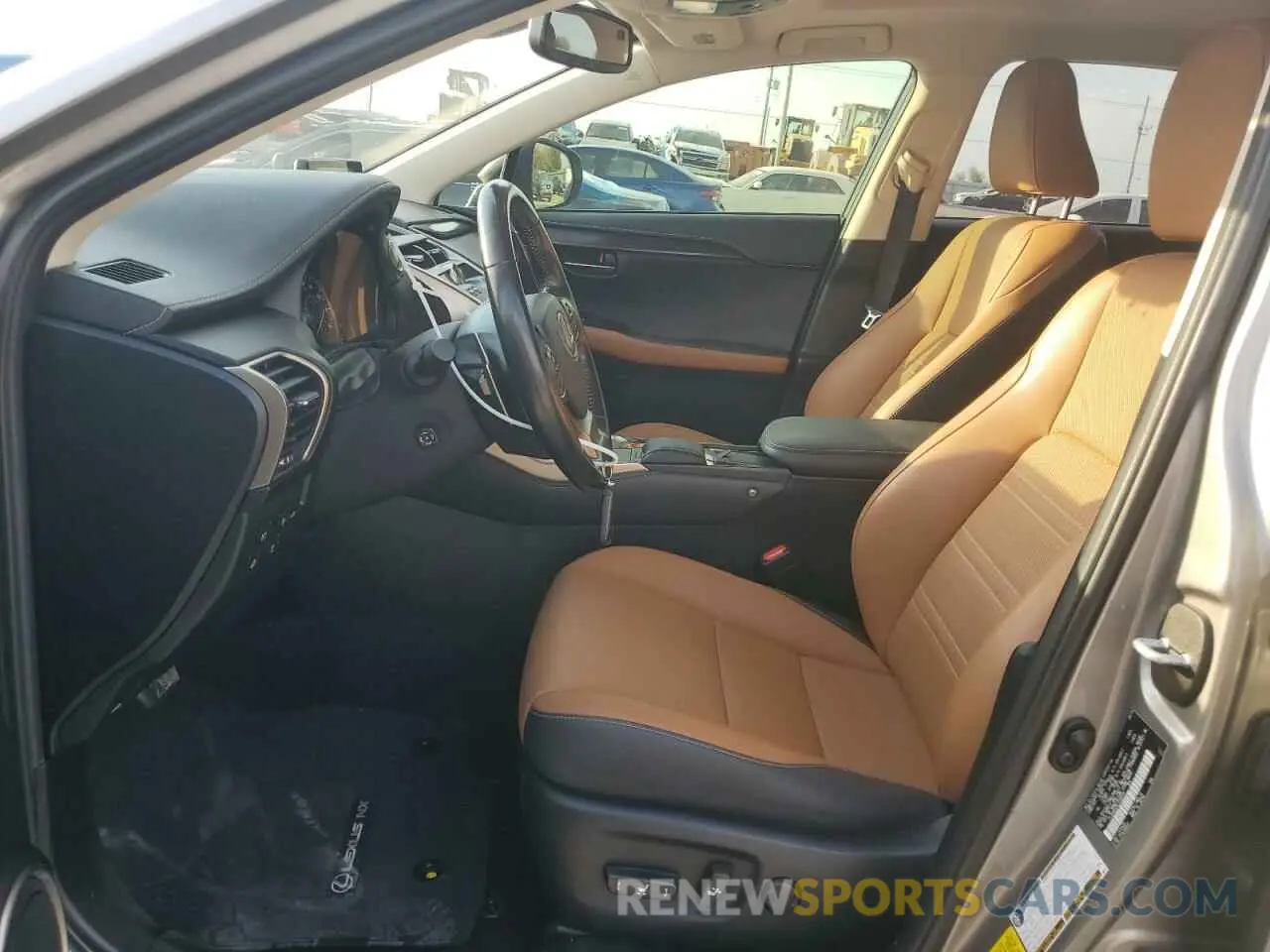 7 Фотография поврежденного автомобиля JTJDARDZ4L2225975 LEXUS NX 2020