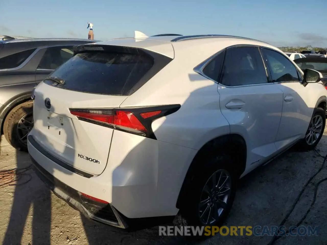 3 Photograph of a damaged car JTJDJRDZ2L5008004 LEXUS NX 2020