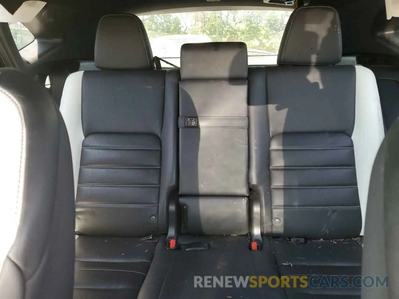 10 Фотография поврежденного автомобиля JTJSARDZ4L5010182 LEXUS NX 2020