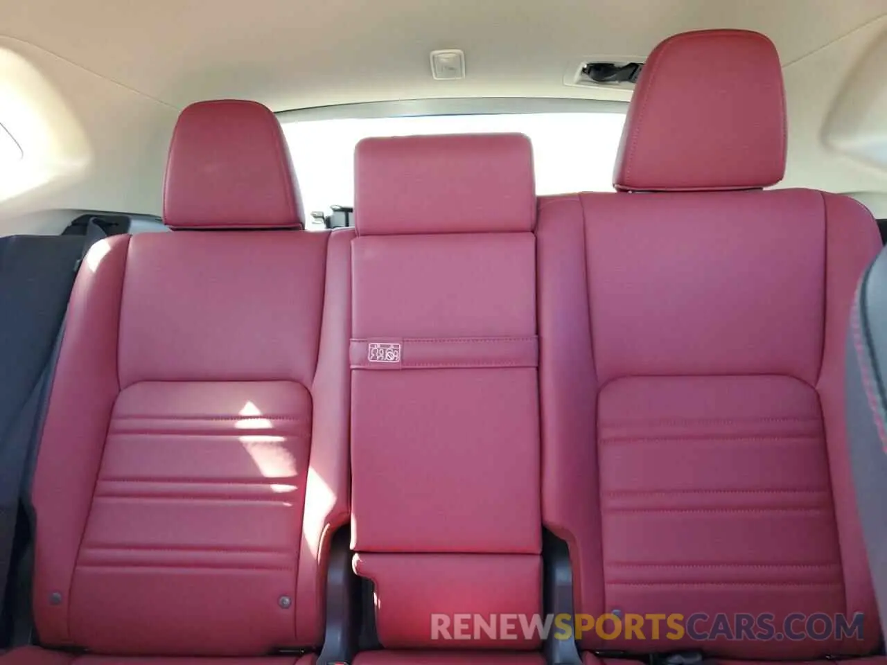 10 Фотография поврежденного автомобиля JTJDARBZ4M5036066 LEXUS NX 2021