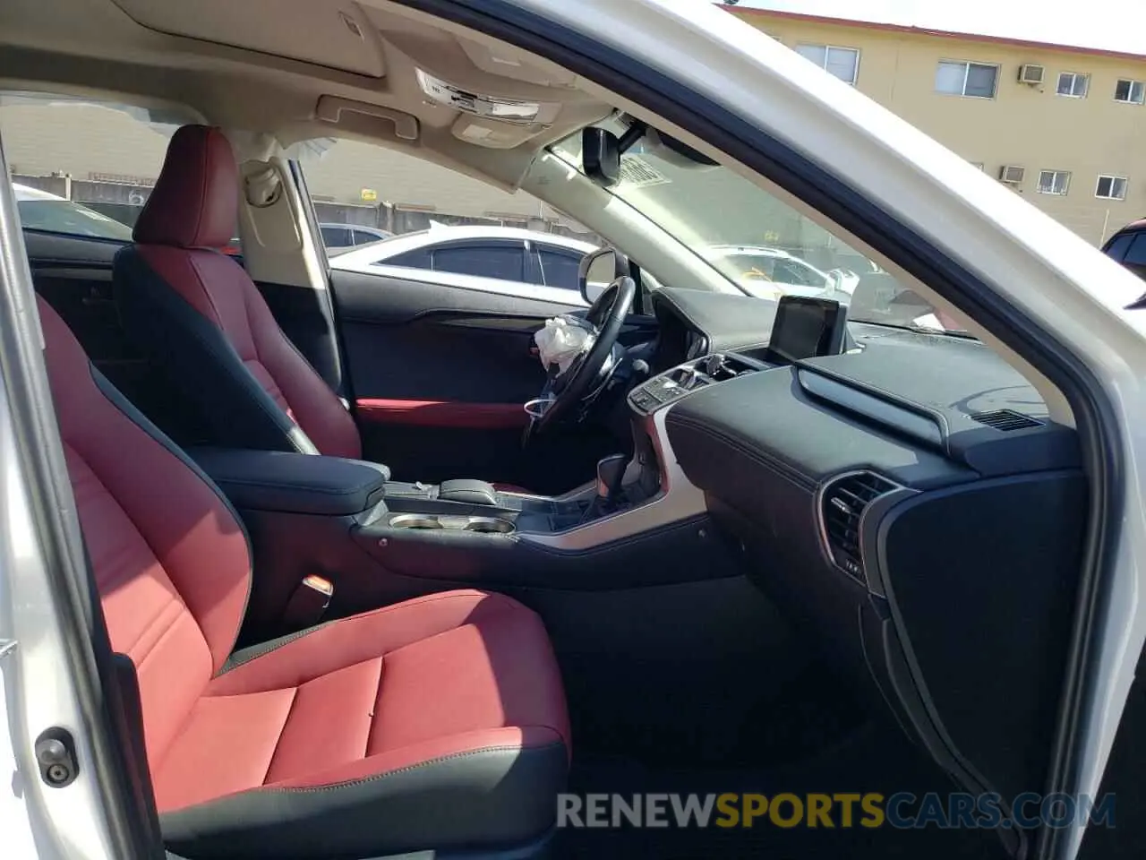 5 Фотография поврежденного автомобиля JTJDARBZ6M5021083 LEXUS NX 2021