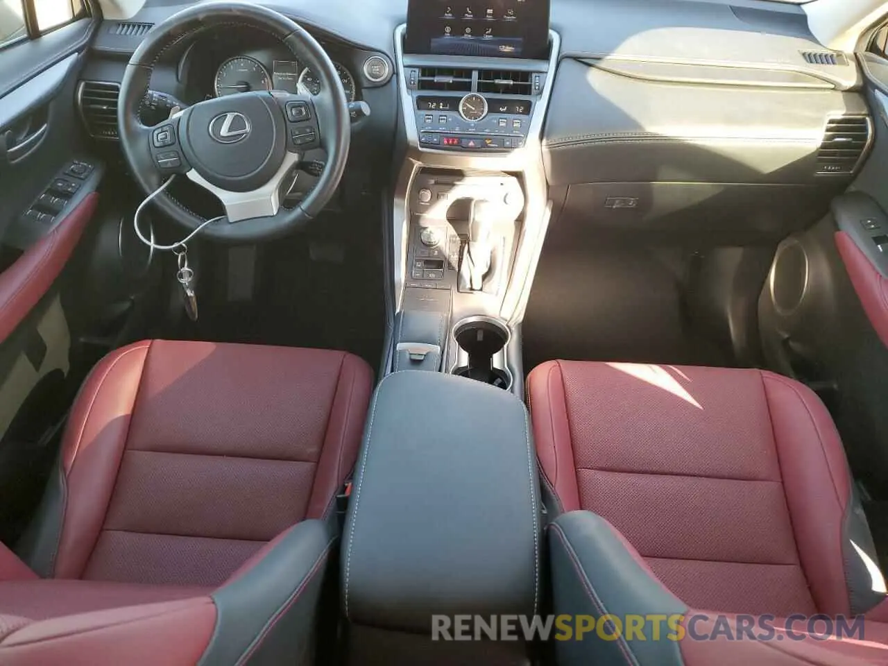 8 Фотография поврежденного автомобиля JTJDARDZ3M5030059 LEXUS NX 2021