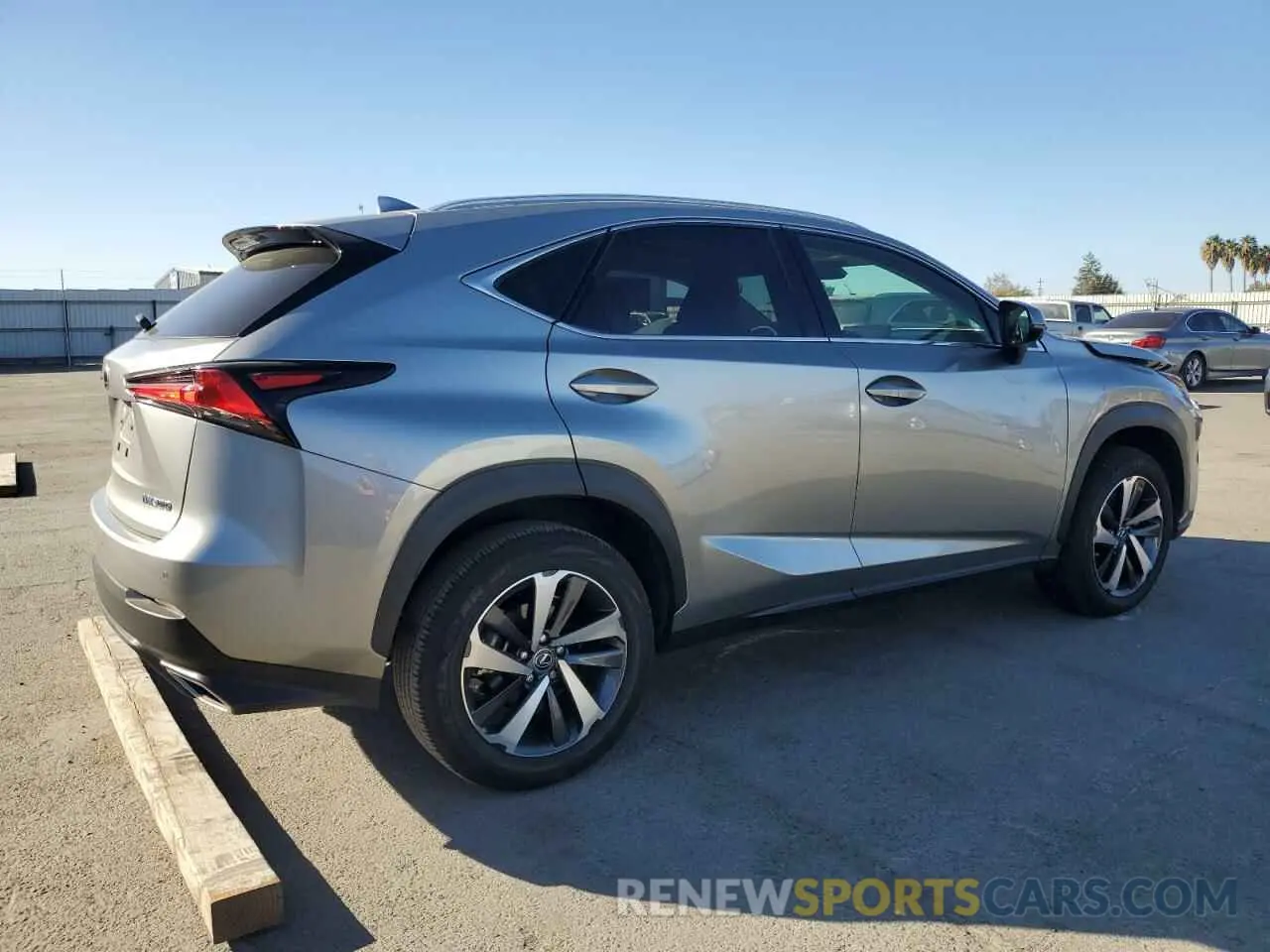 3 Фотография поврежденного автомобиля JTJGARBZ1M5033302 LEXUS NX 2021