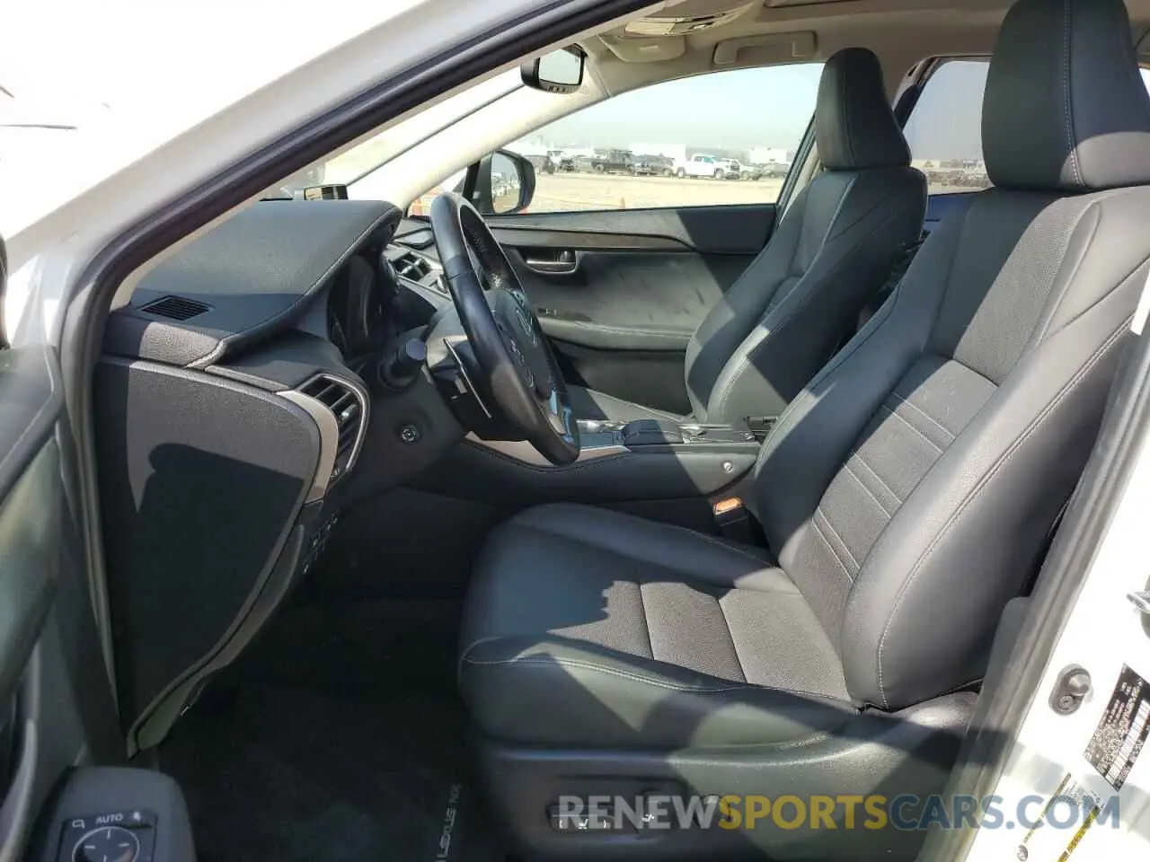 7 Фотография поврежденного автомобиля JTJGARBZ3M5025430 LEXUS NX 2021
