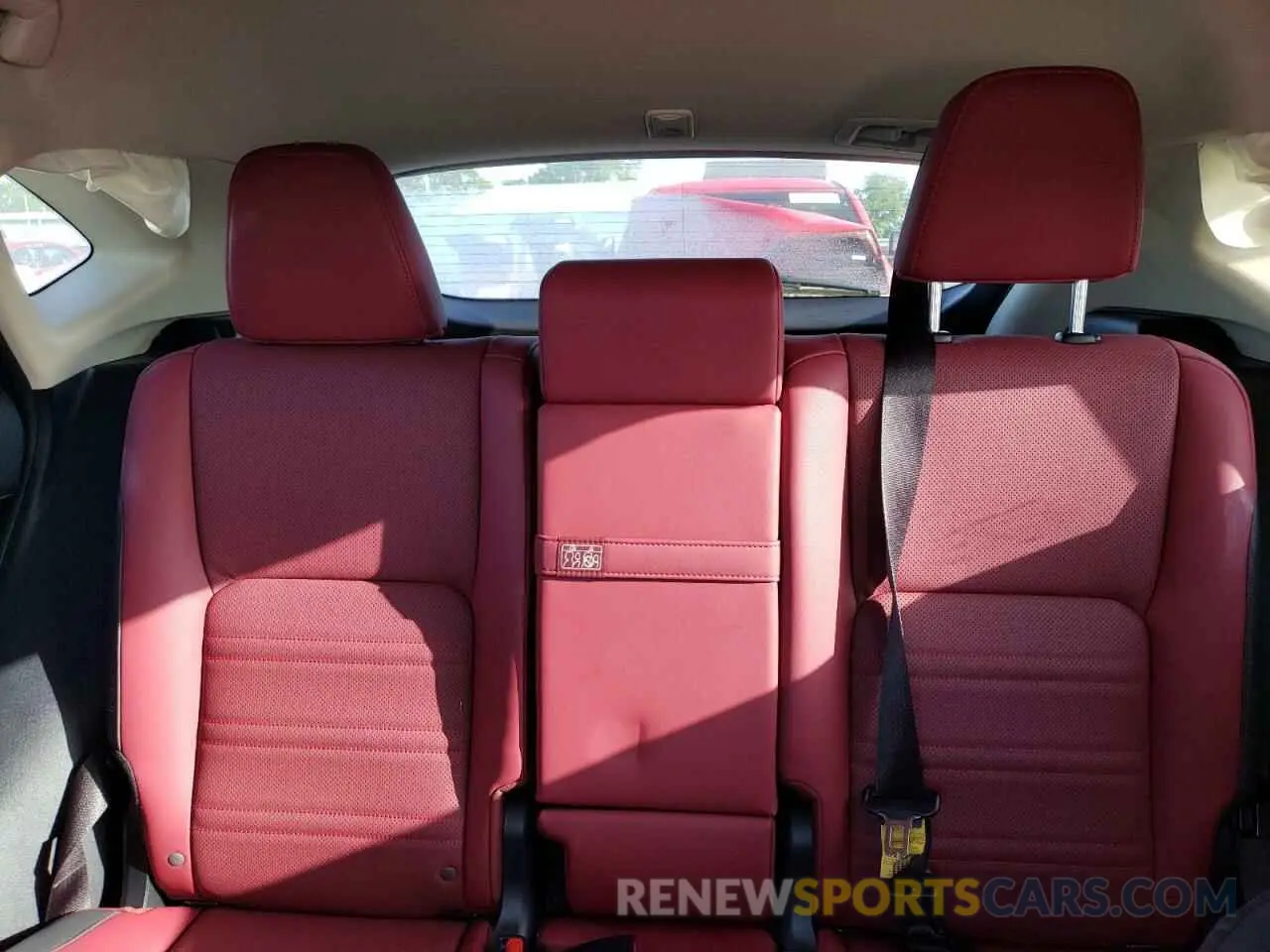 10 Фотография поврежденного автомобиля JTJGJRDZ0M5014172 LEXUS NX 2021