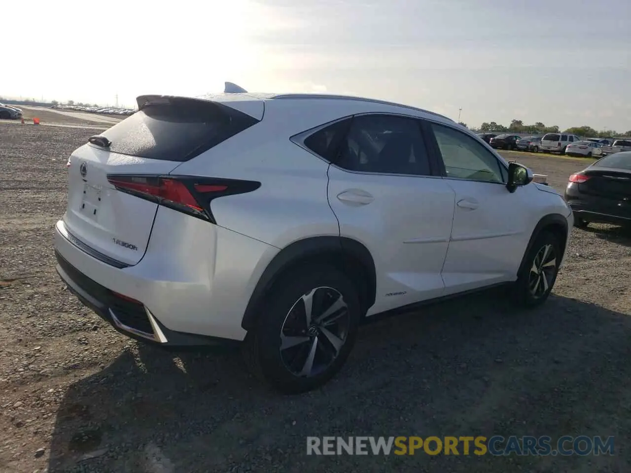 3 Фотография поврежденного автомобиля JTJGJRDZ0M5014172 LEXUS NX 2021