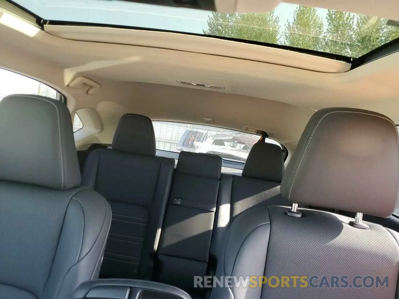 10 Photograph of a damaged car JTJGJRDZ1M2152515 LEXUS NX 2021