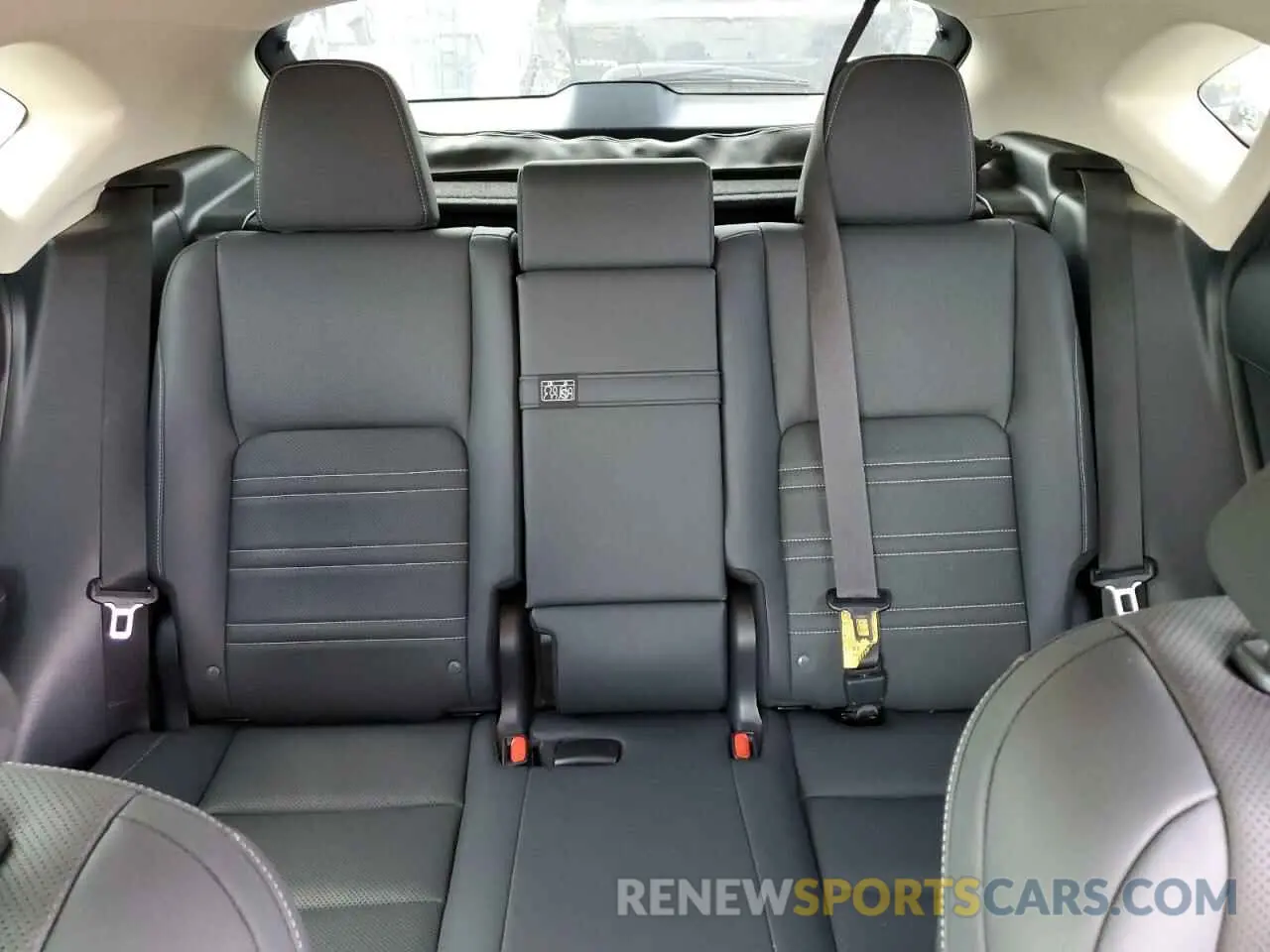 10 Фотография поврежденного автомобиля JTJGJRDZXM2155719 LEXUS NX 2021