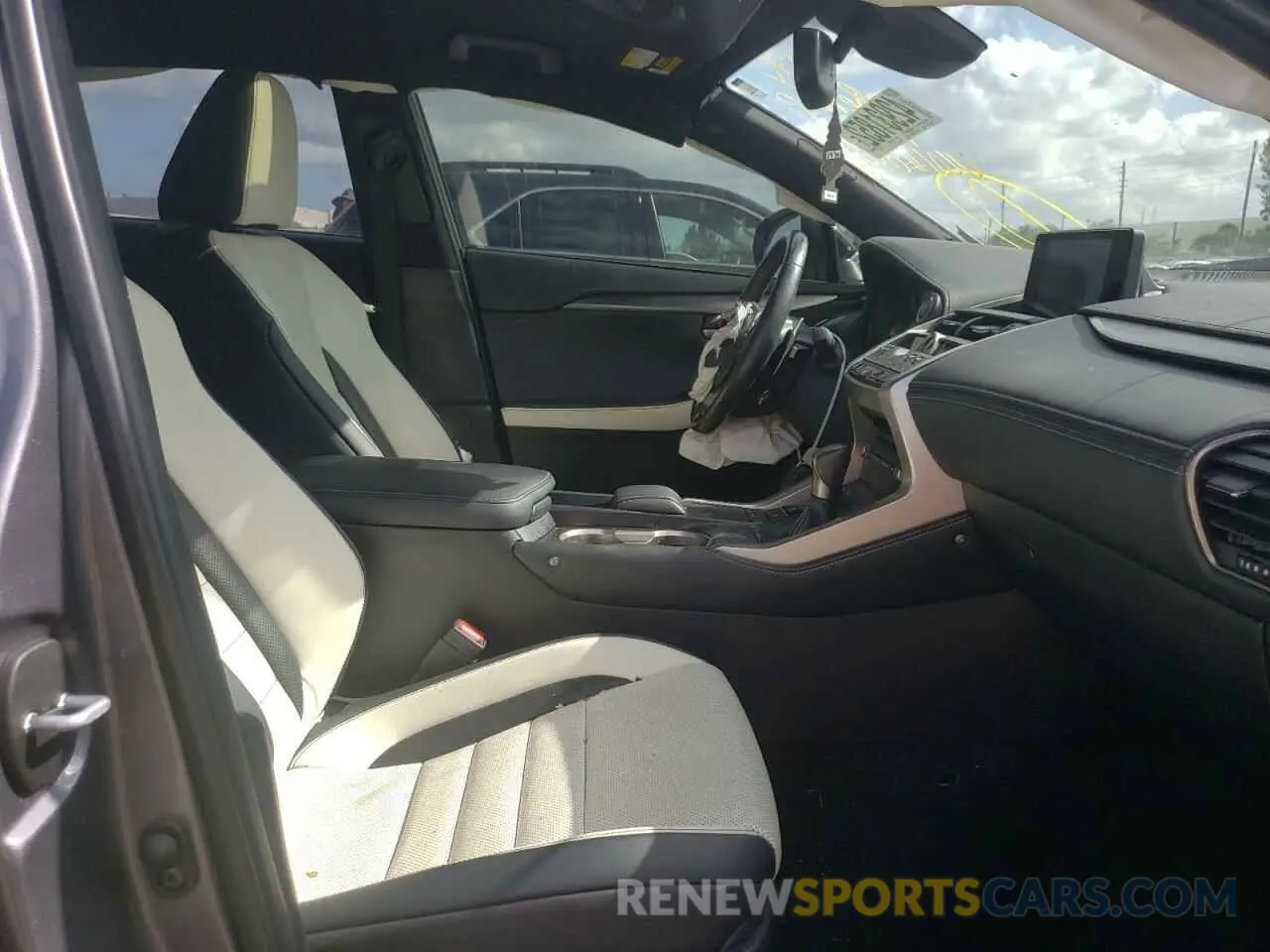 5 Фотография поврежденного автомобиля JTJSARBZ1M2180344 LEXUS NX 2021