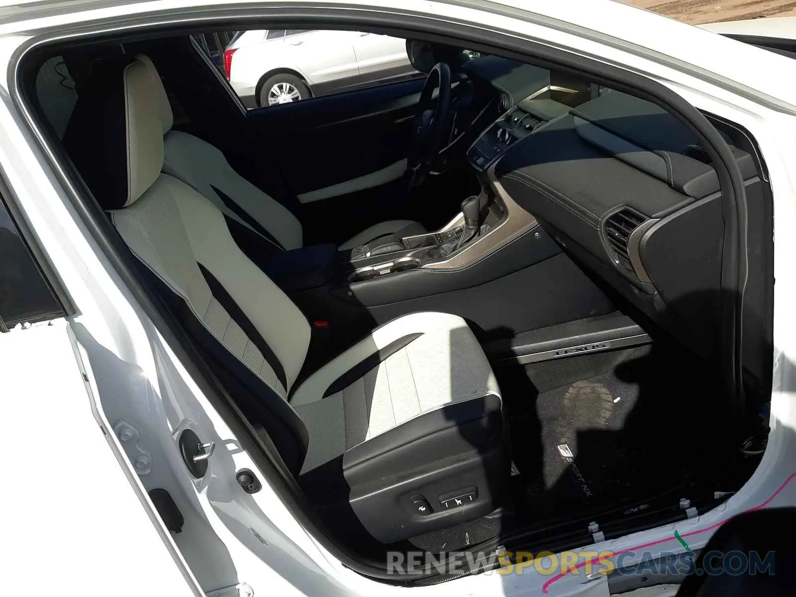 5 Фотография поврежденного автомобиля JTJSARBZ3M5024370 LEXUS NX 2021