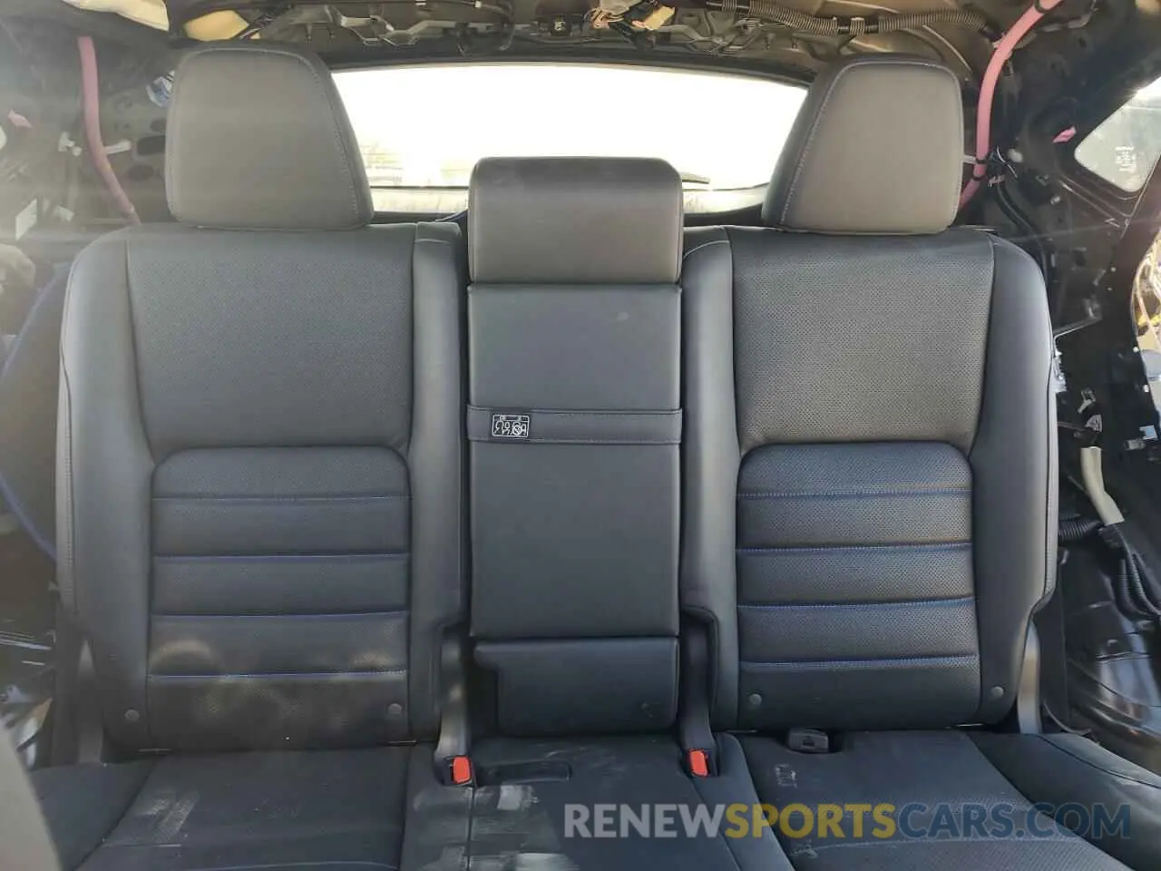 10 Фотография поврежденного автомобиля JTJSJRDZ7M5010775 LEXUS NX 2021