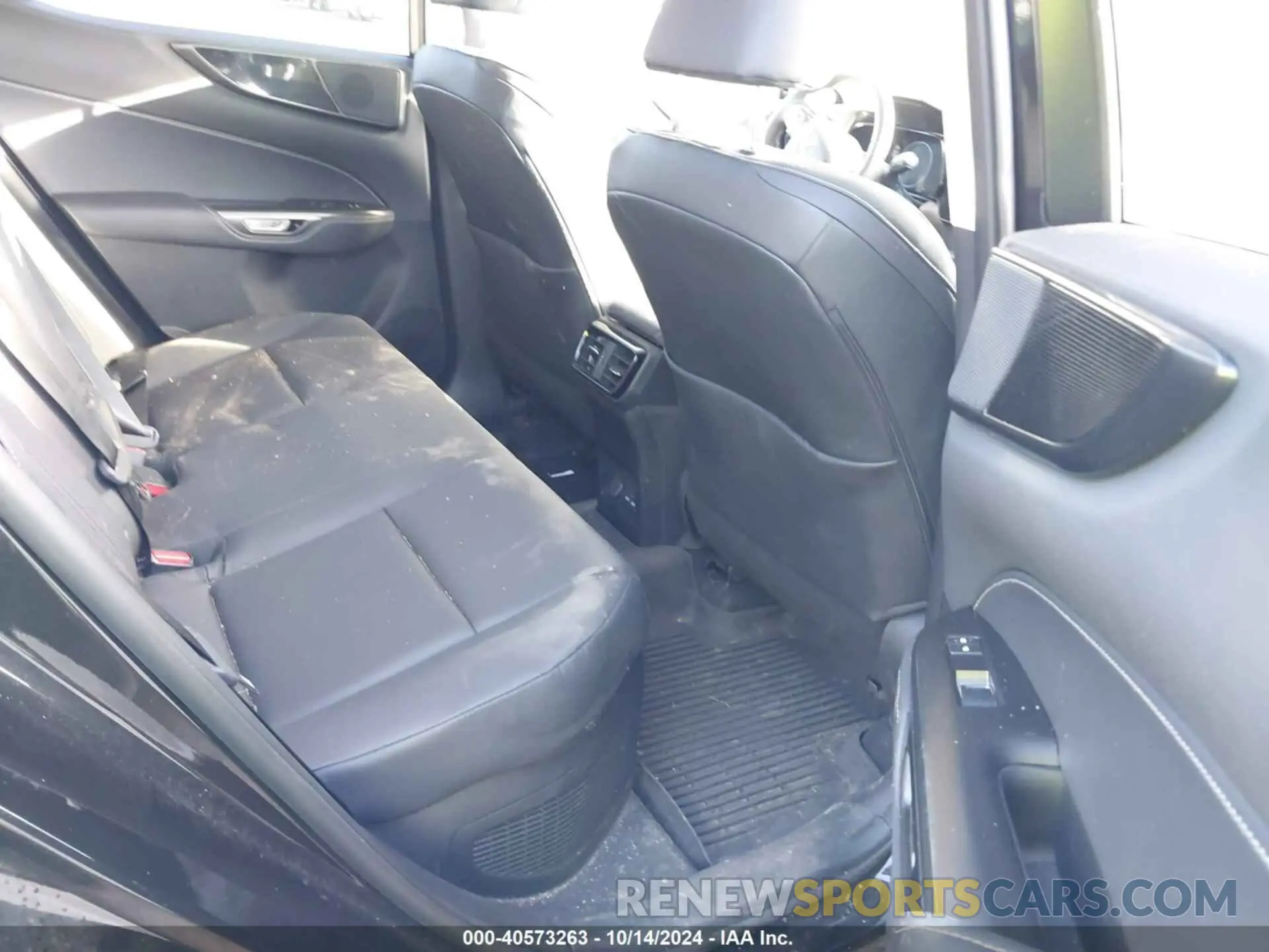 8 Фотография поврежденного автомобиля 2T2AKCEZ5PC010090 LEXUS NX 2023