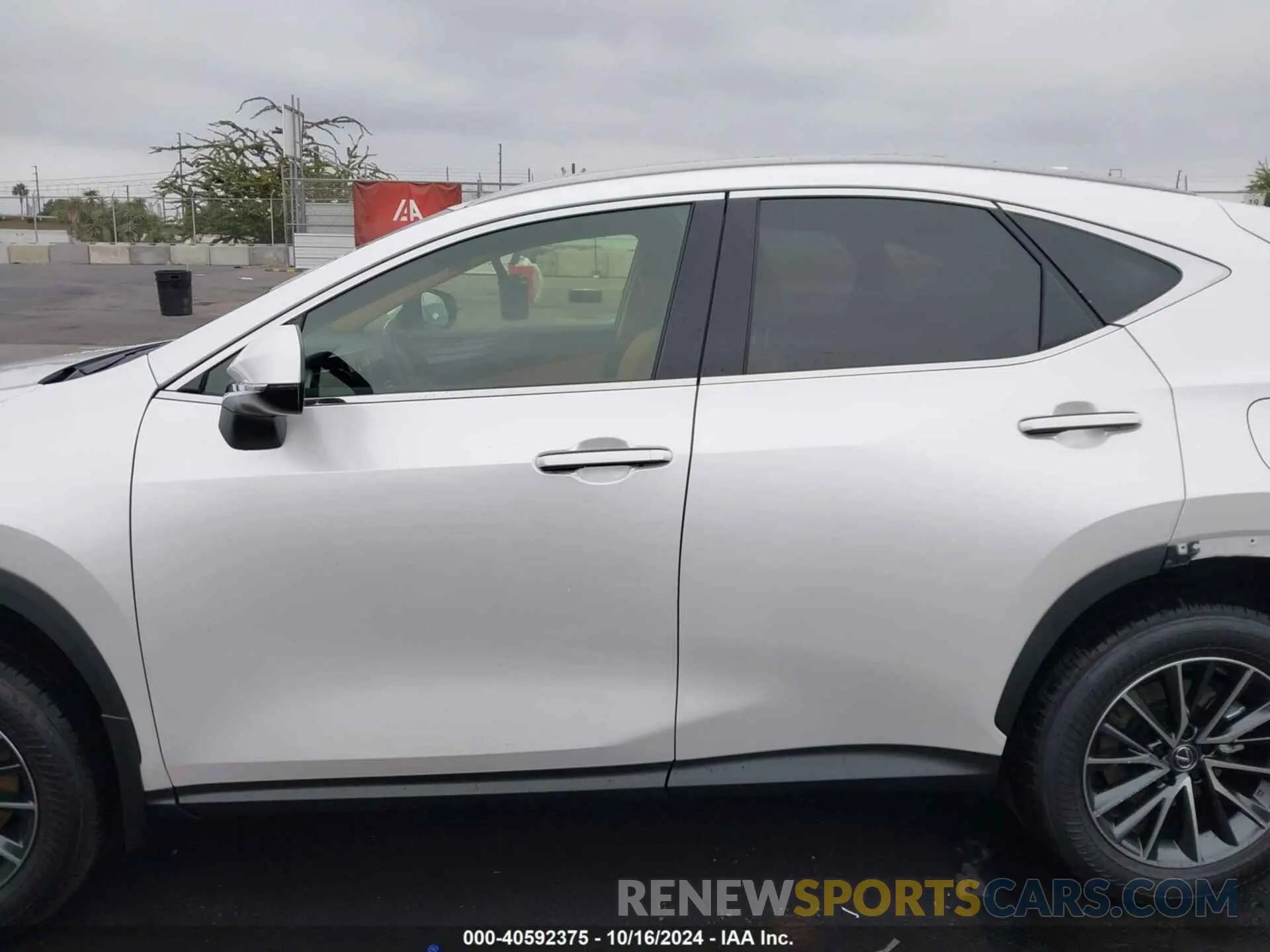 15 Photograph of a damaged car JTJADCAZ1S5024401 LEXUS NX 2025