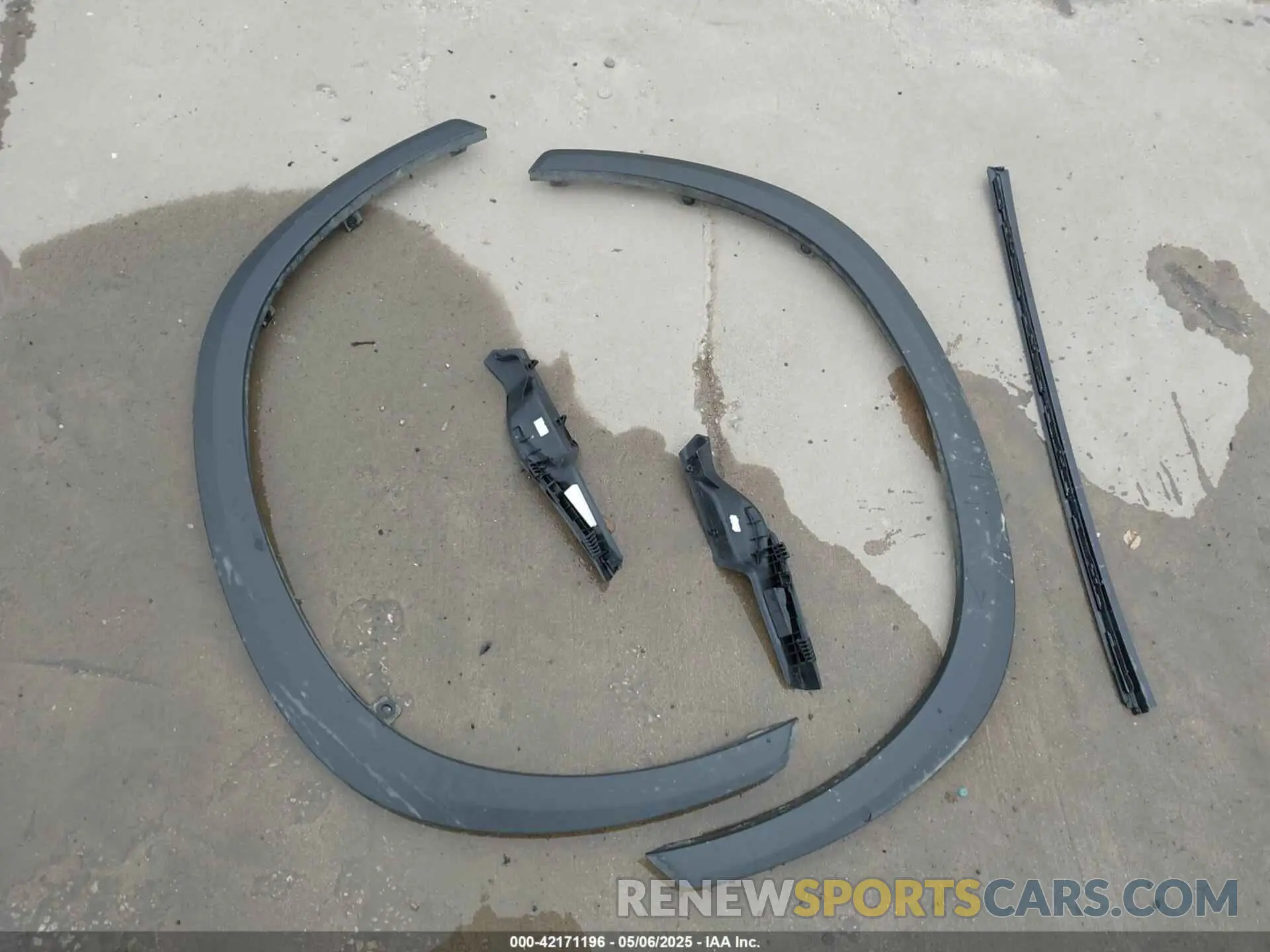 12 Photograph of a damaged car 2T2GDCAZ7RC015465 LEXUS NX 250 2024