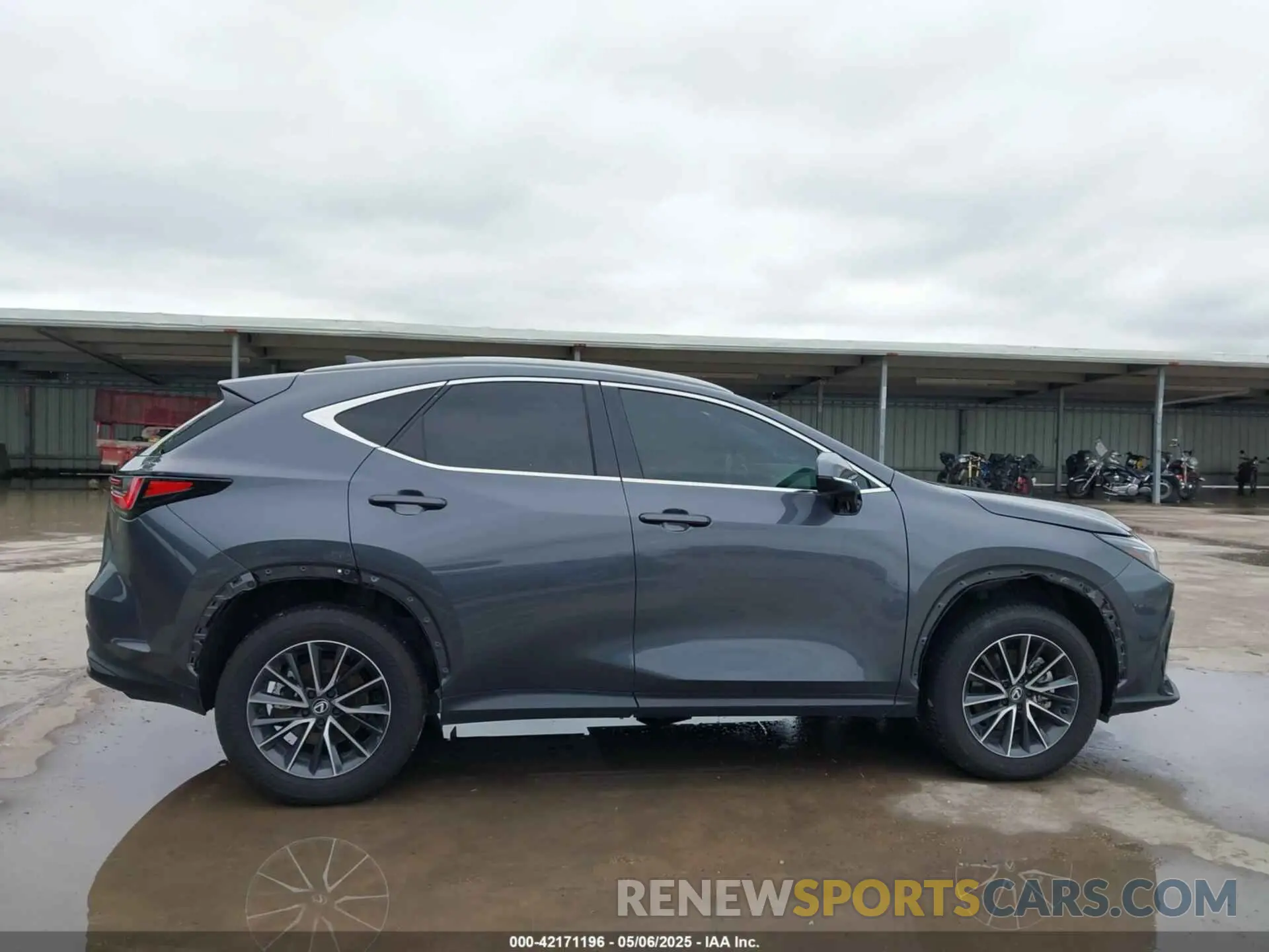 14 Photograph of a damaged car 2T2GDCAZ7RC015465 LEXUS NX 250 2024
