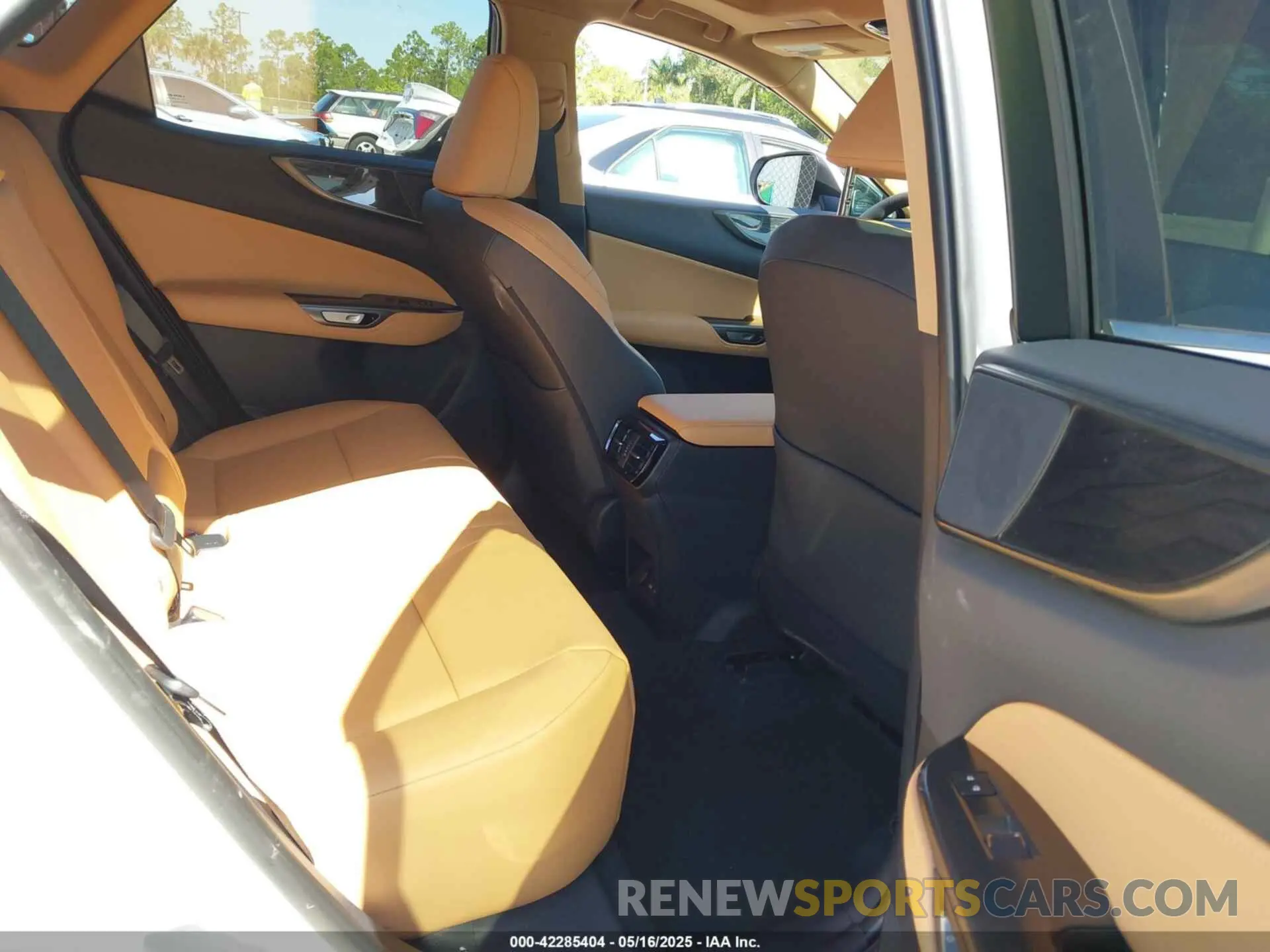 8 Photograph of a damaged car 2T2GDCAZXSC028362 LEXUS NX 250 2025