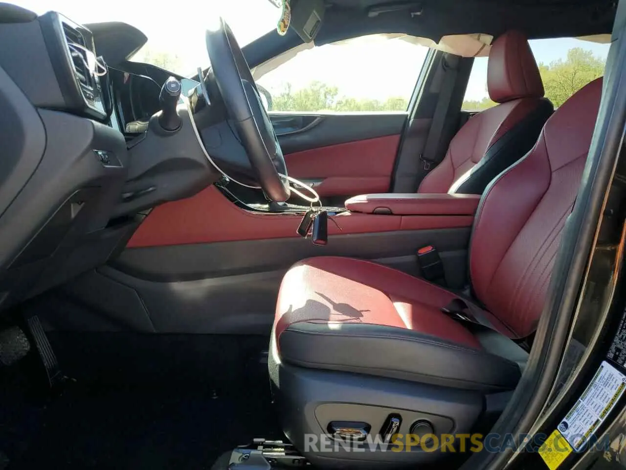 7 Фотография поврежденного автомобиля 2T2ADCAZ4RC009662 LEXUS NX 250 BAS 2024