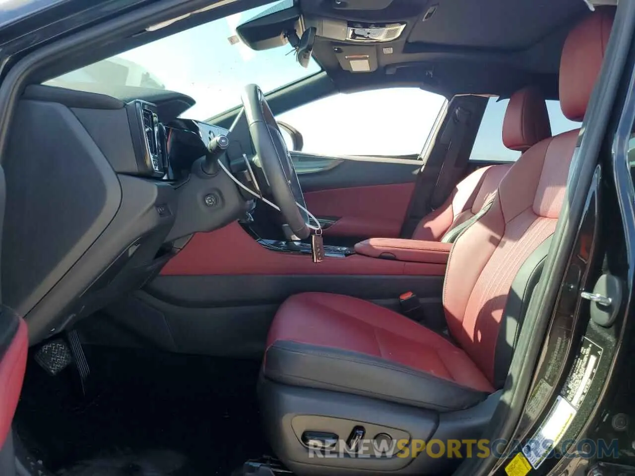7 Фотография поврежденного автомобиля 2T2GDCAZ6RC009866 LEXUS NX 250 PRE 2024