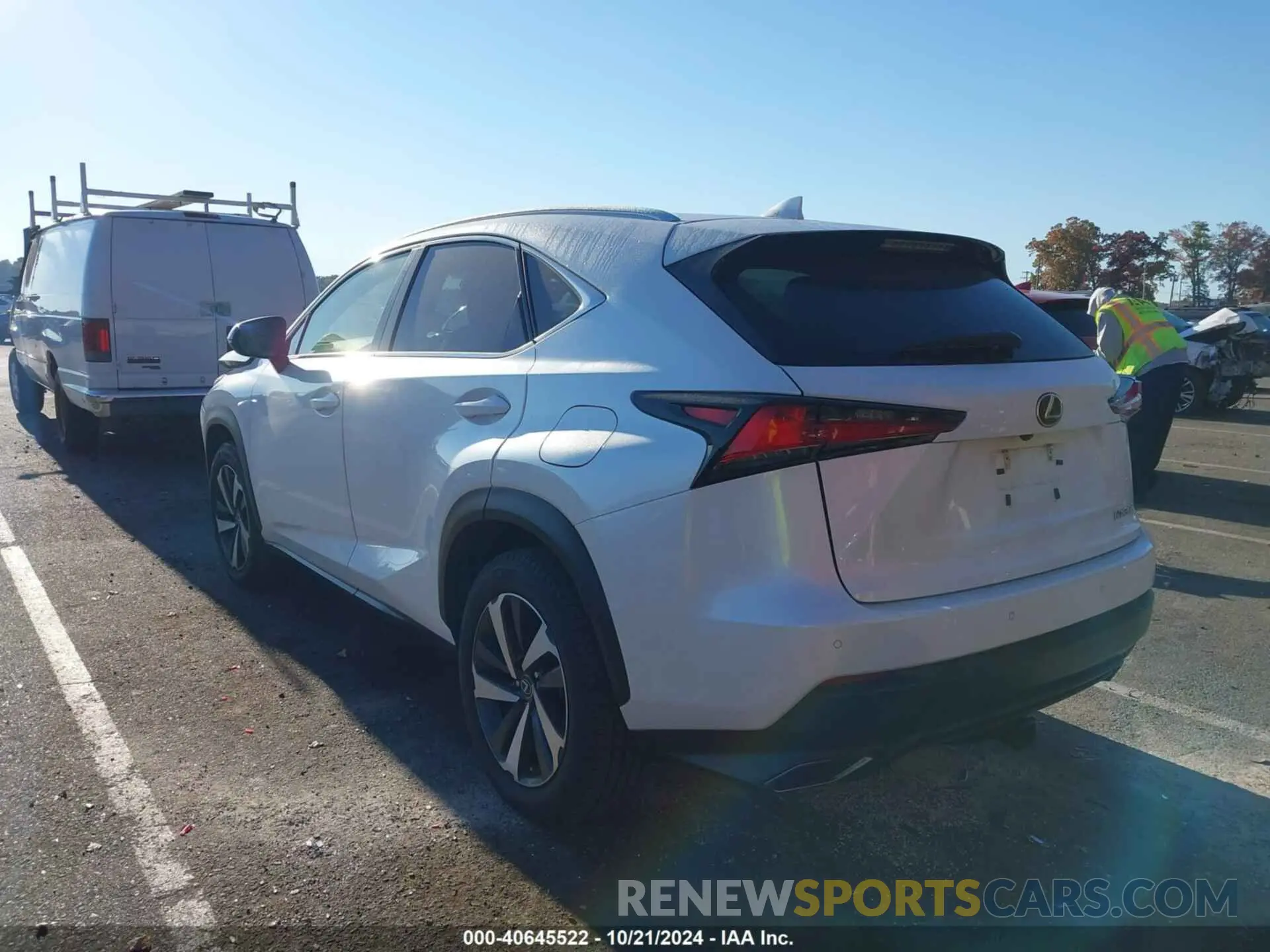 3 Фотография поврежденного автомобиля JTJBARBZ5K2194227 LEXUS NX 300 2019