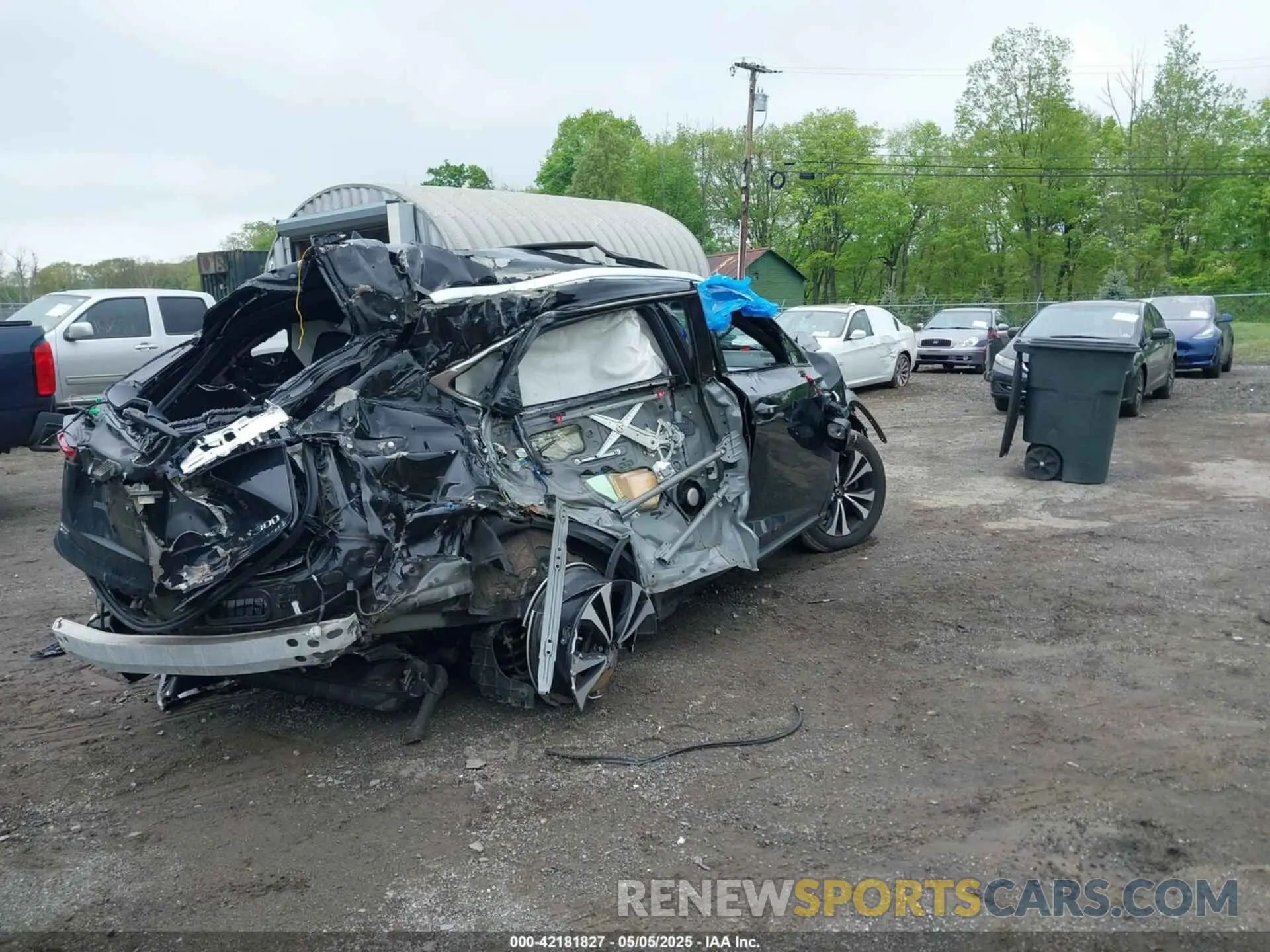 4 Photograph of a damaged car JTJBARBZ7K2205471 LEXUS NX 300 2019