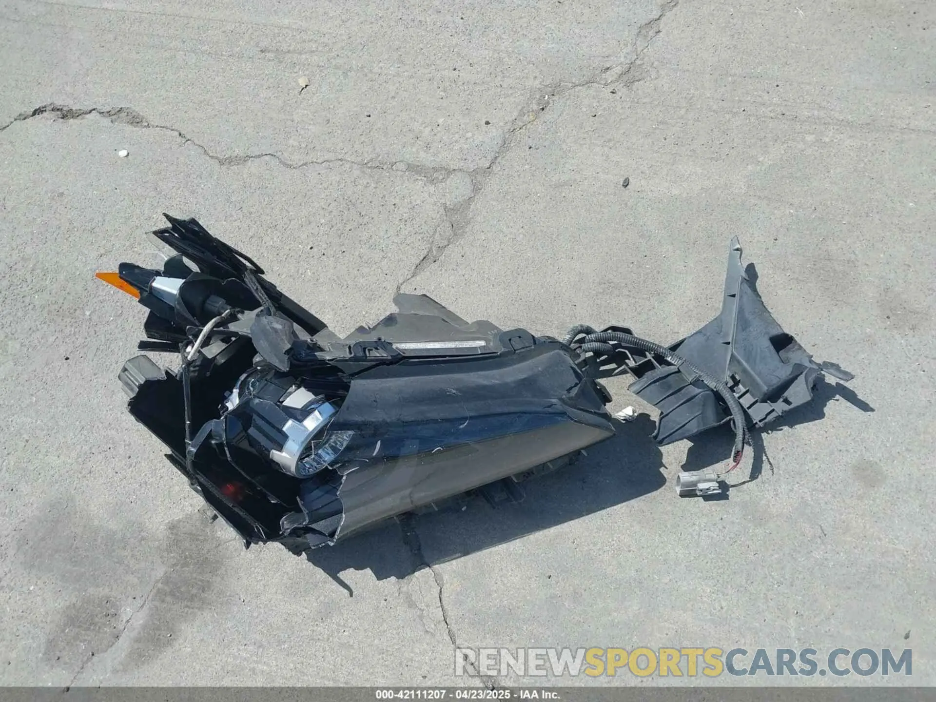 12 Фотография поврежденного автомобиля JTJBARBZ8K2192651 LEXUS NX 300 2019