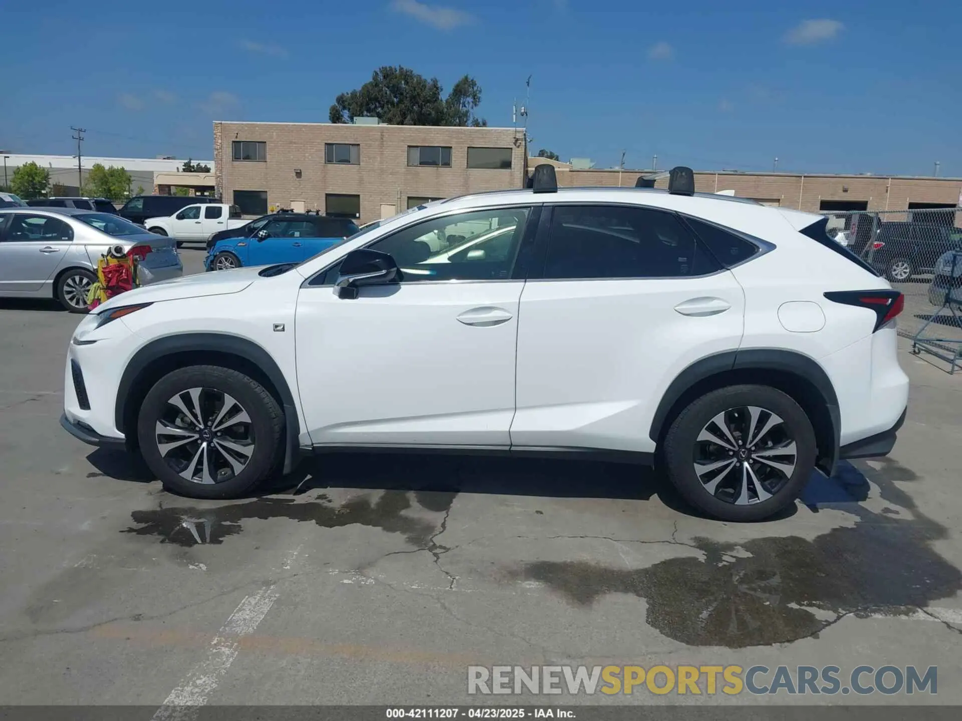 15 Фотография поврежденного автомобиля JTJBARBZ8K2192651 LEXUS NX 300 2019