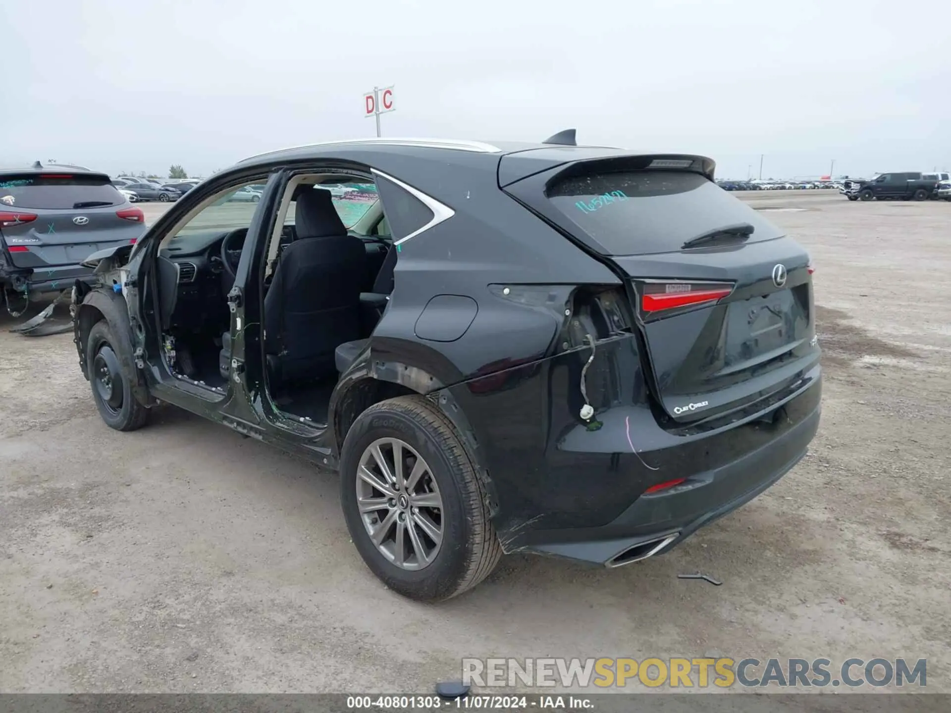 3 Фотография поврежденного автомобиля JTJYARBZ2K2144346 LEXUS NX 300 2019