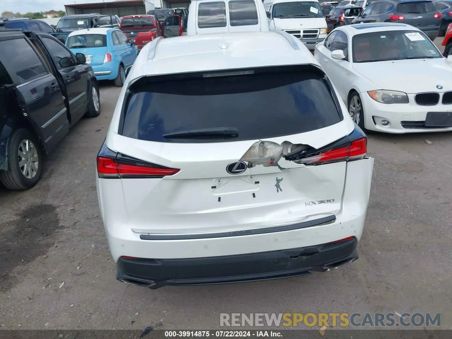16 Photograph of a damaged car JTJYARBZ3K2125028 LEXUS NX 300 2019