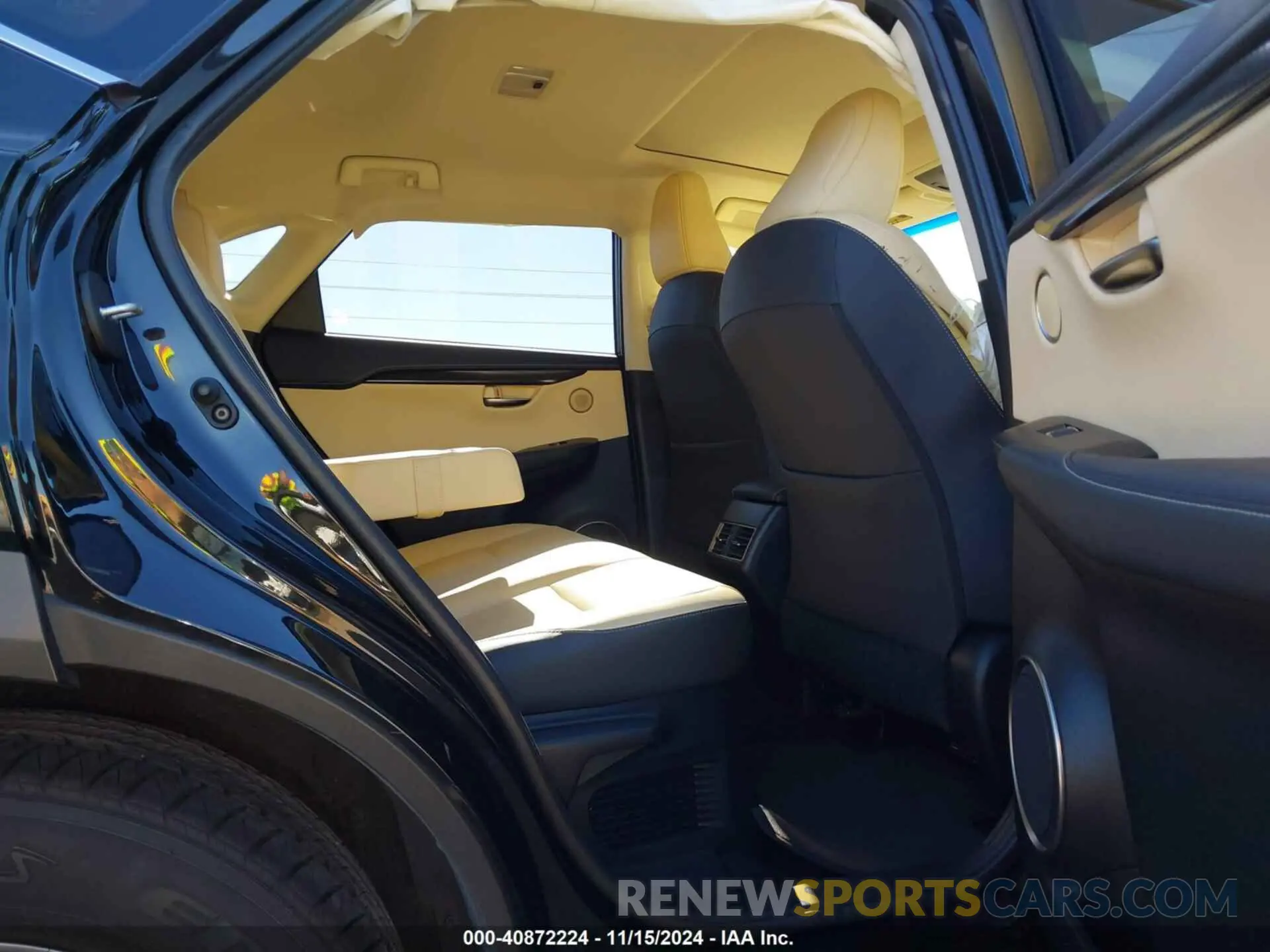 8 Фотография поврежденного автомобиля JTJYARBZ4K2148740 LEXUS NX 300 2019