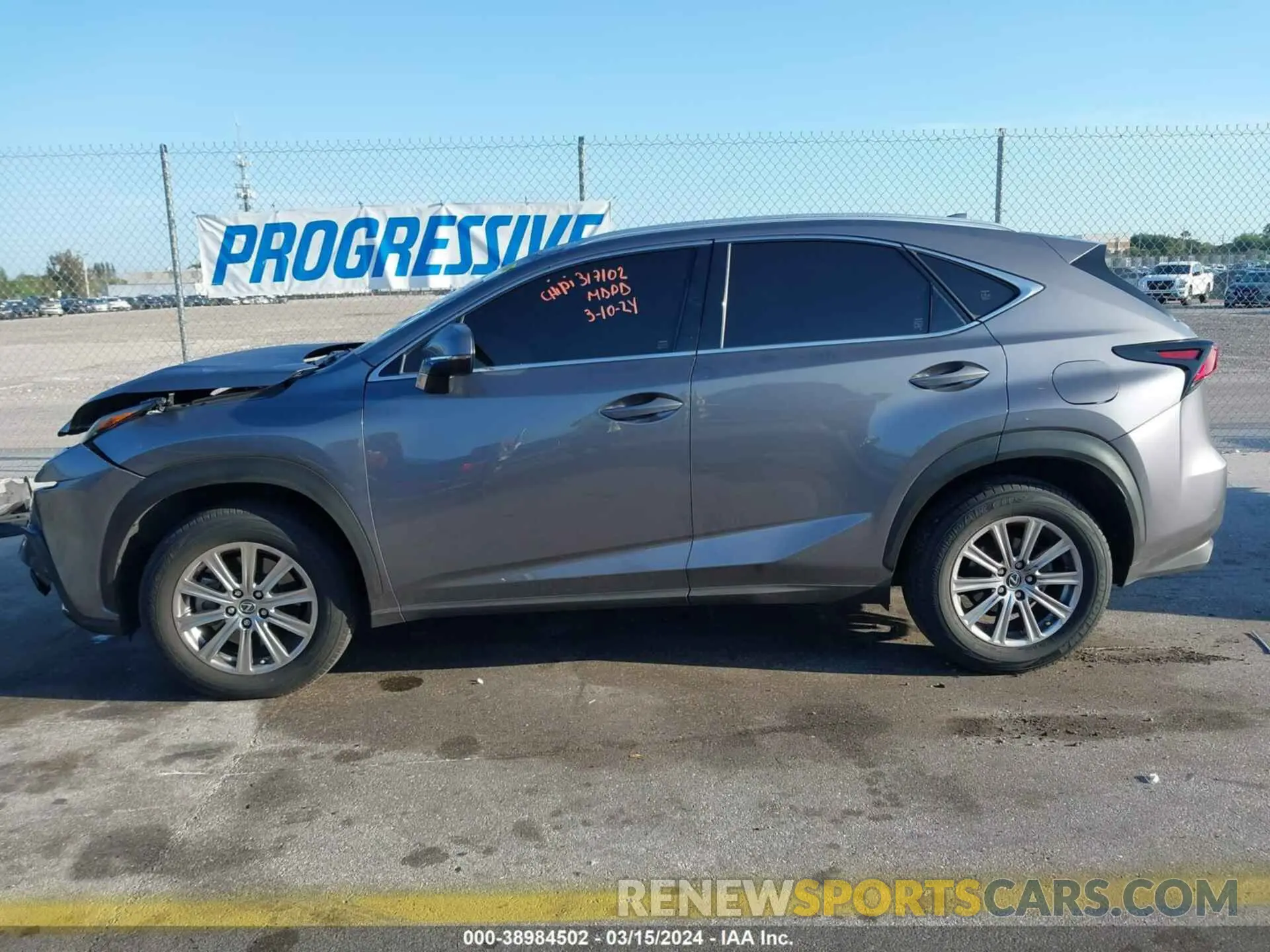 14 Фотография поврежденного автомобиля JTJAARBZ4L5009502 LEXUS NX 300 2020