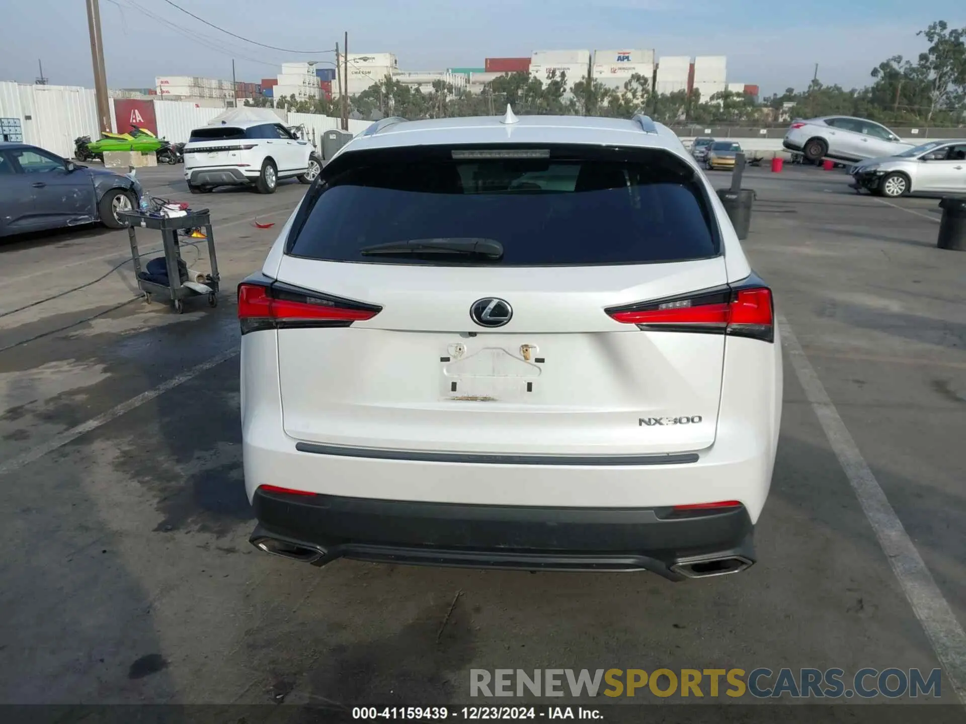 16 Фотография поврежденного автомобиля JTJAARBZ6L2159662 LEXUS NX 300 2020