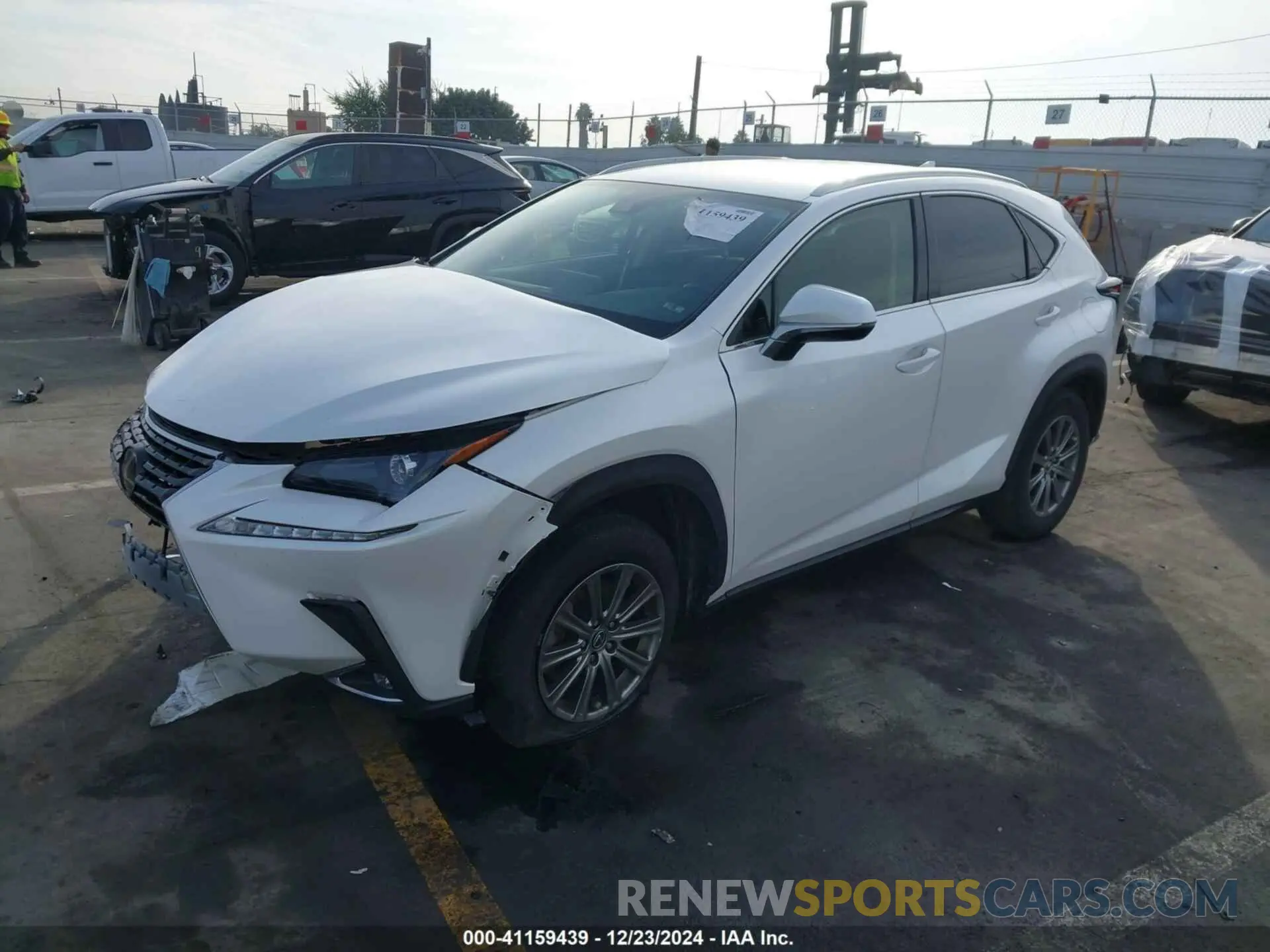 2 Фотография поврежденного автомобиля JTJAARBZ6L2159662 LEXUS NX 300 2020