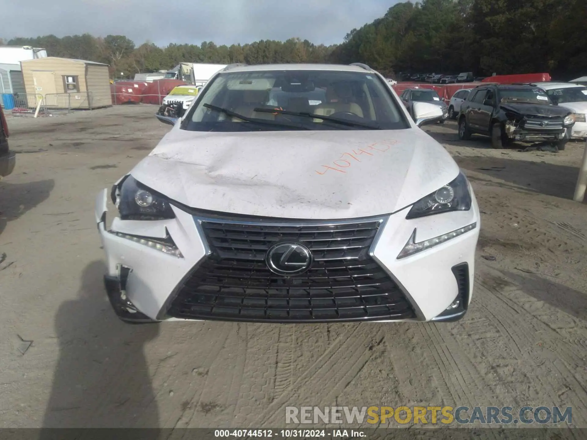 12 Фотография поврежденного автомобиля JTJDARBZ2L5003016 LEXUS NX 300 2020