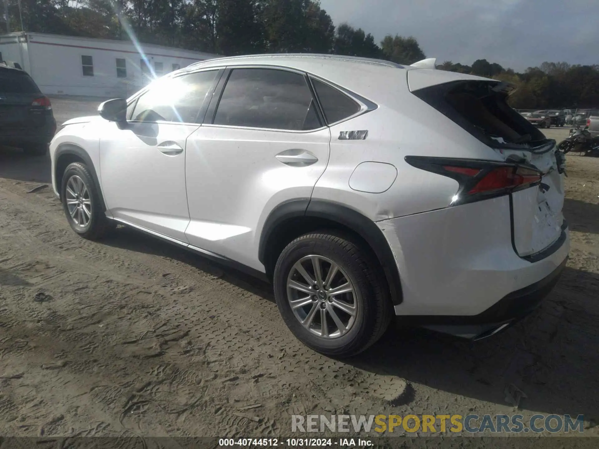 3 Фотография поврежденного автомобиля JTJDARBZ2L5003016 LEXUS NX 300 2020