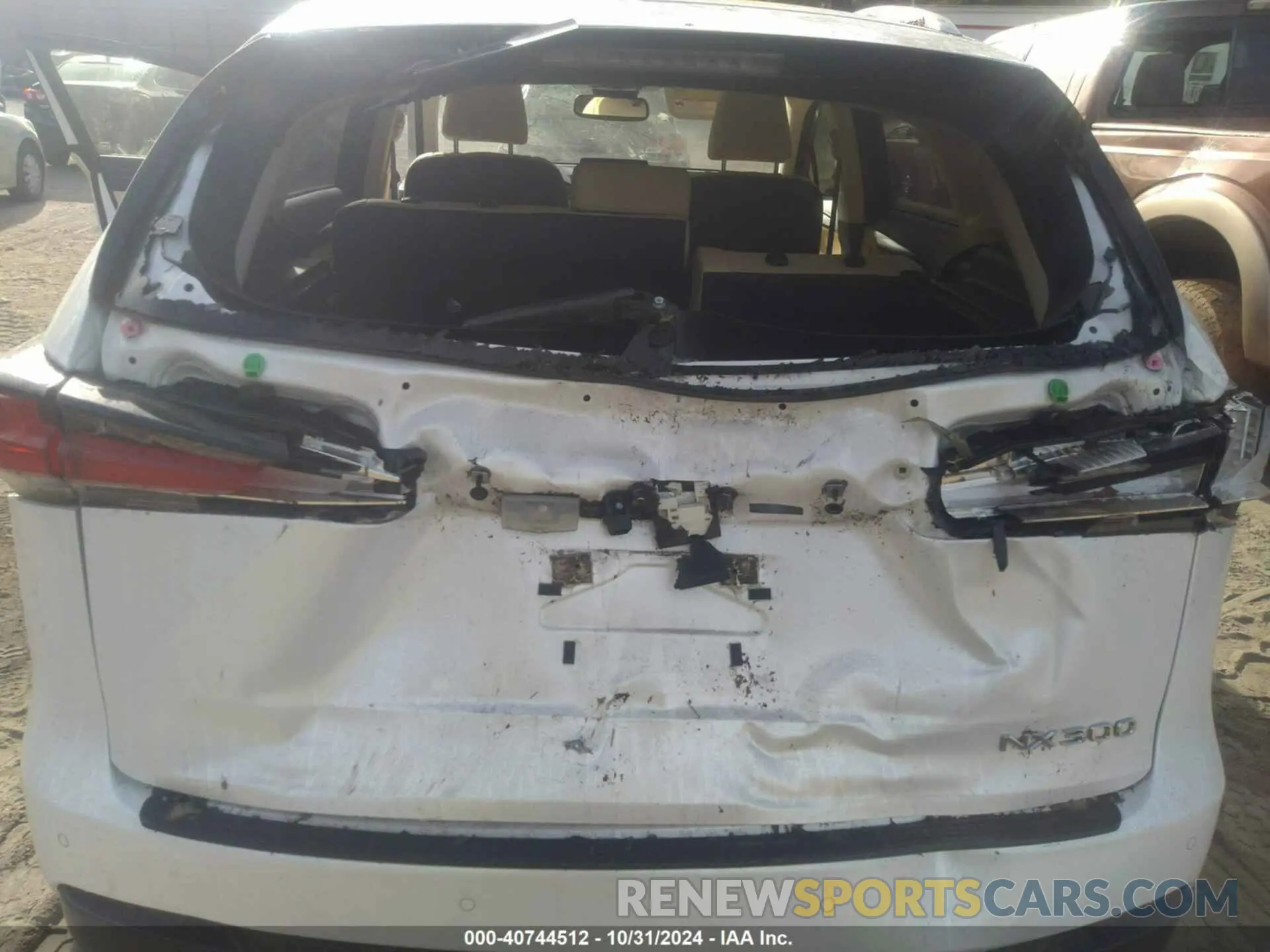 6 Фотография поврежденного автомобиля JTJDARBZ2L5003016 LEXUS NX 300 2020