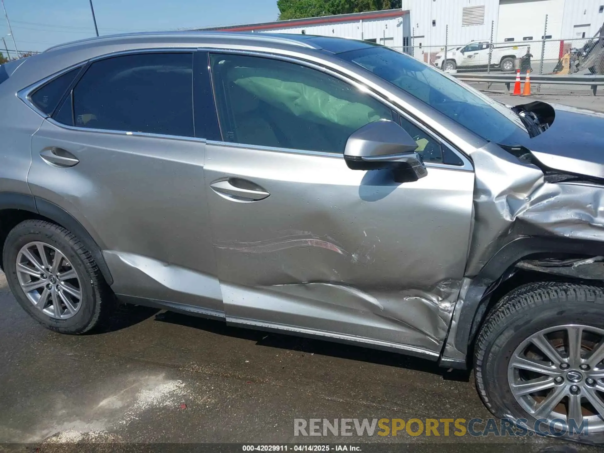 17 Photograph of a damaged car JTJDARBZ9L5009833 LEXUS NX 300 2020