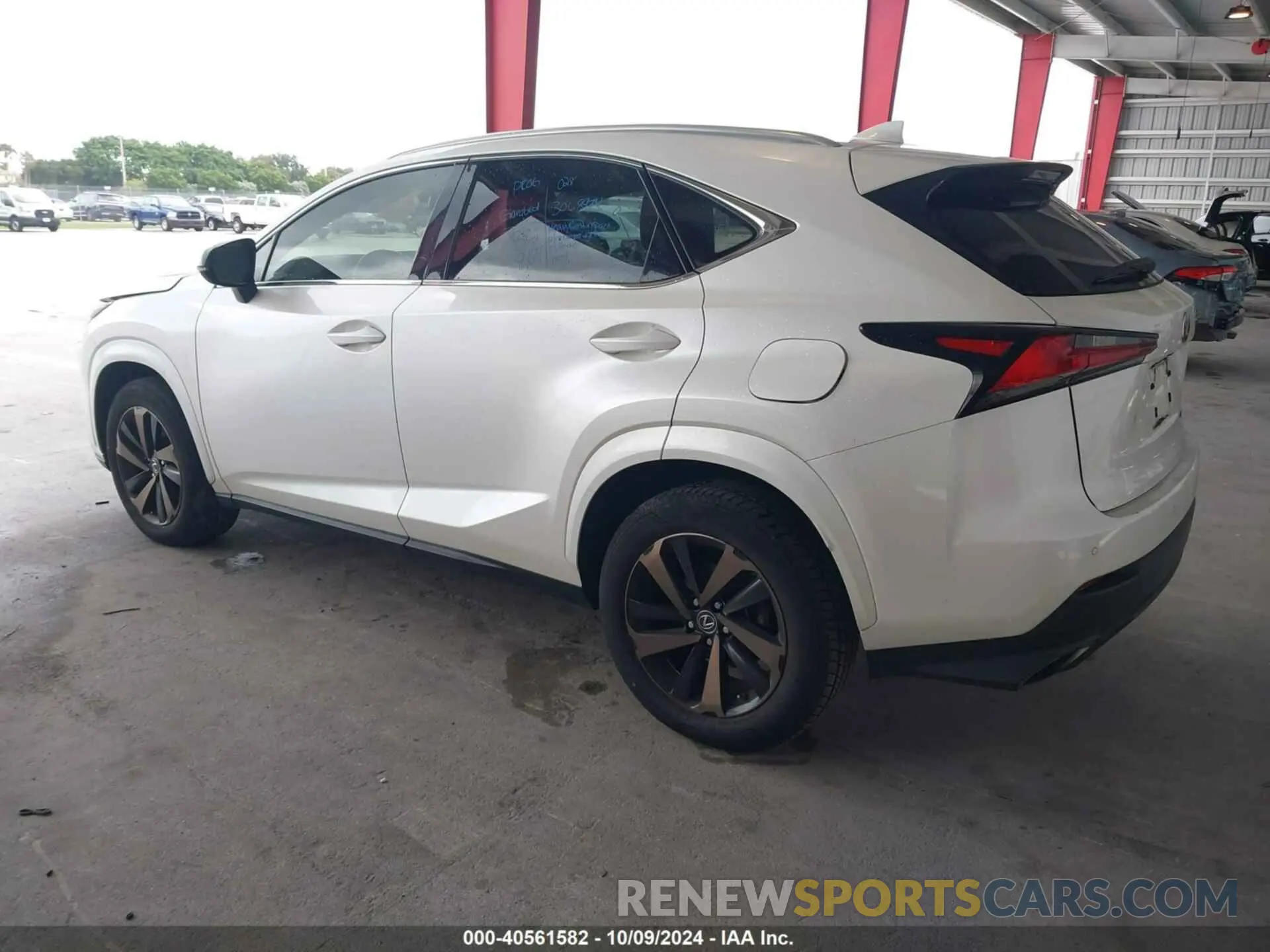 3 Фотография поврежденного автомобиля JTJGARBZ3L2170127 LEXUS NX 300 2020