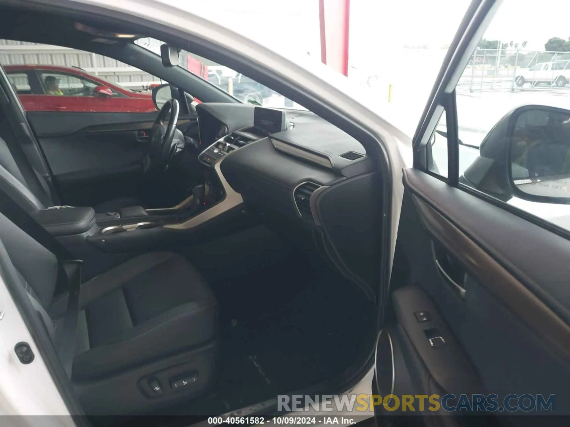 5 Фотография поврежденного автомобиля JTJGARBZ3L2170127 LEXUS NX 300 2020