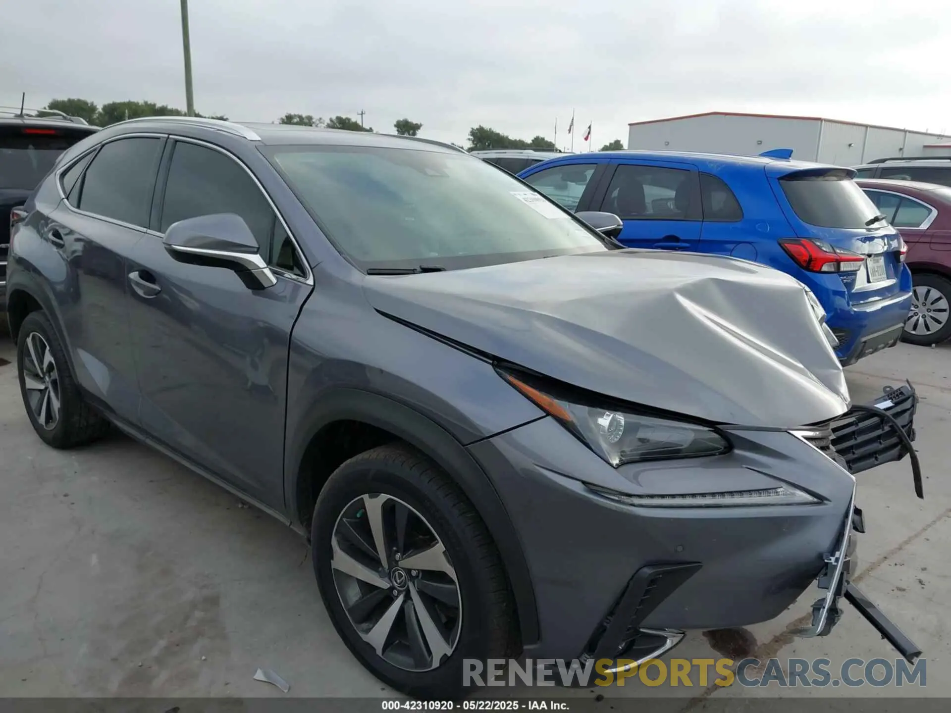 1 Фотография поврежденного автомобиля JTJGARBZ7L2174679 LEXUS NX 300 2020