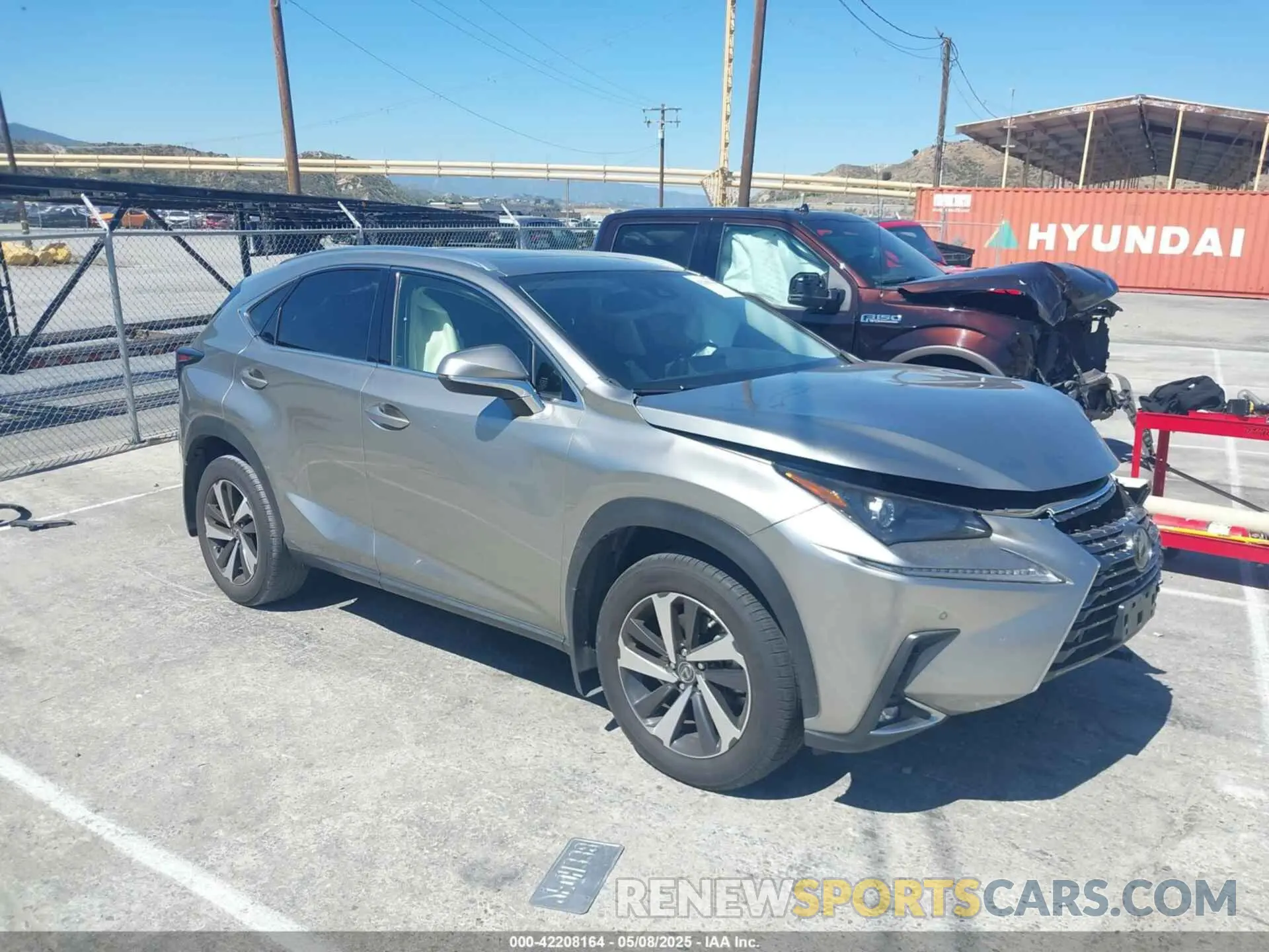 1 Photograph of a damaged car JTJGARBZ7L5005454 LEXUS NX 300 2020